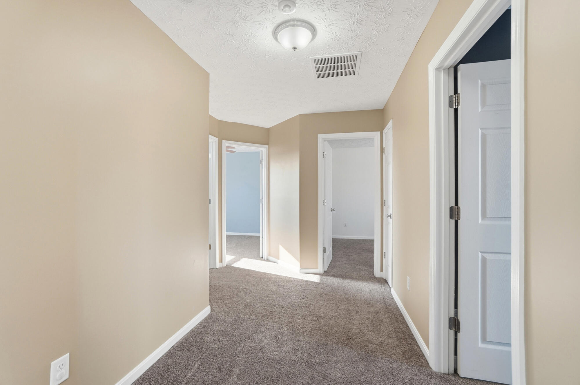 6906 Buell Lane, Dayton, Ohio 45424