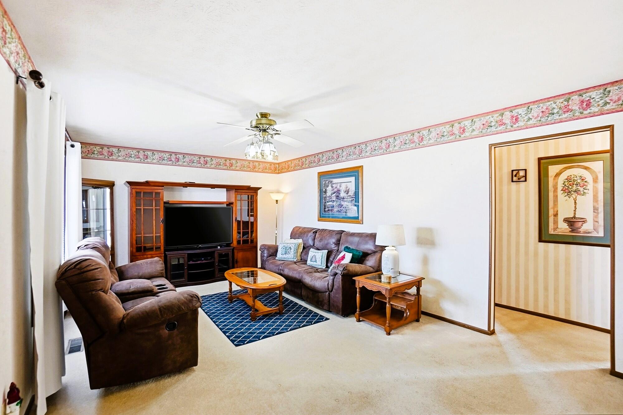 1149 Foxboro Road, Springfield, Ohio 45503