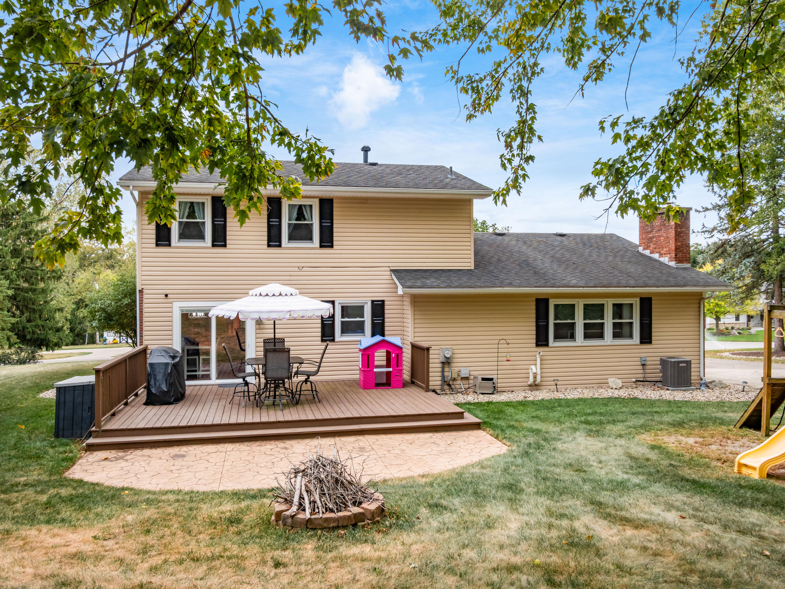 1305 Dakota Road, Bellefontaine, Ohio 43311