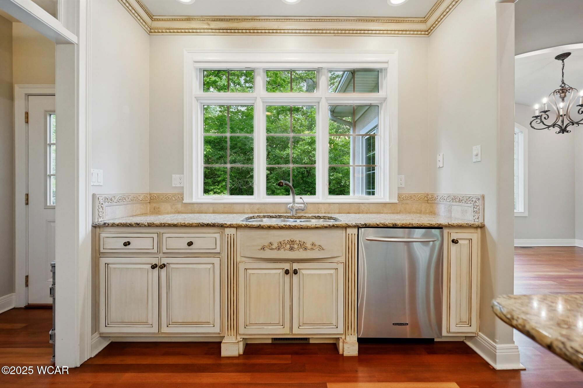 7 Estate Drive, Lima, Ohio