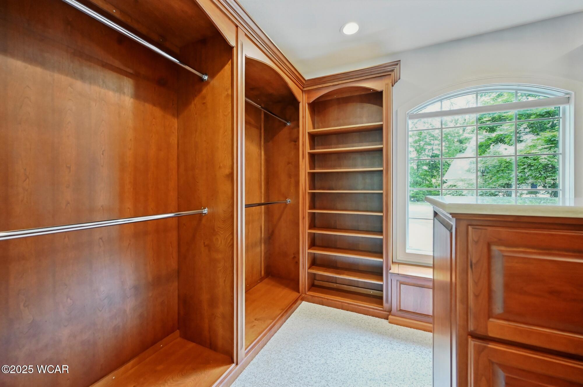 7 Estate Drive, Lima, Ohio