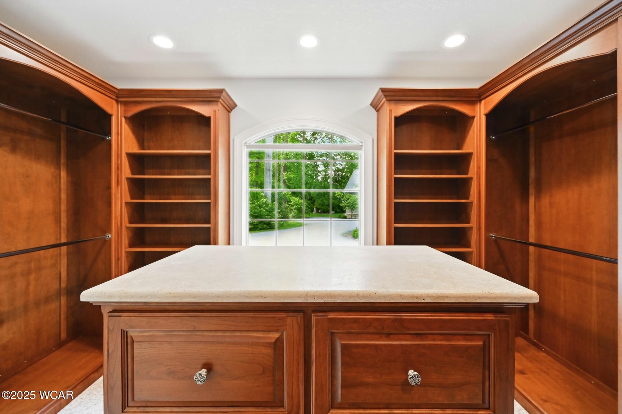 7 Estate Drive, Lima, Ohio