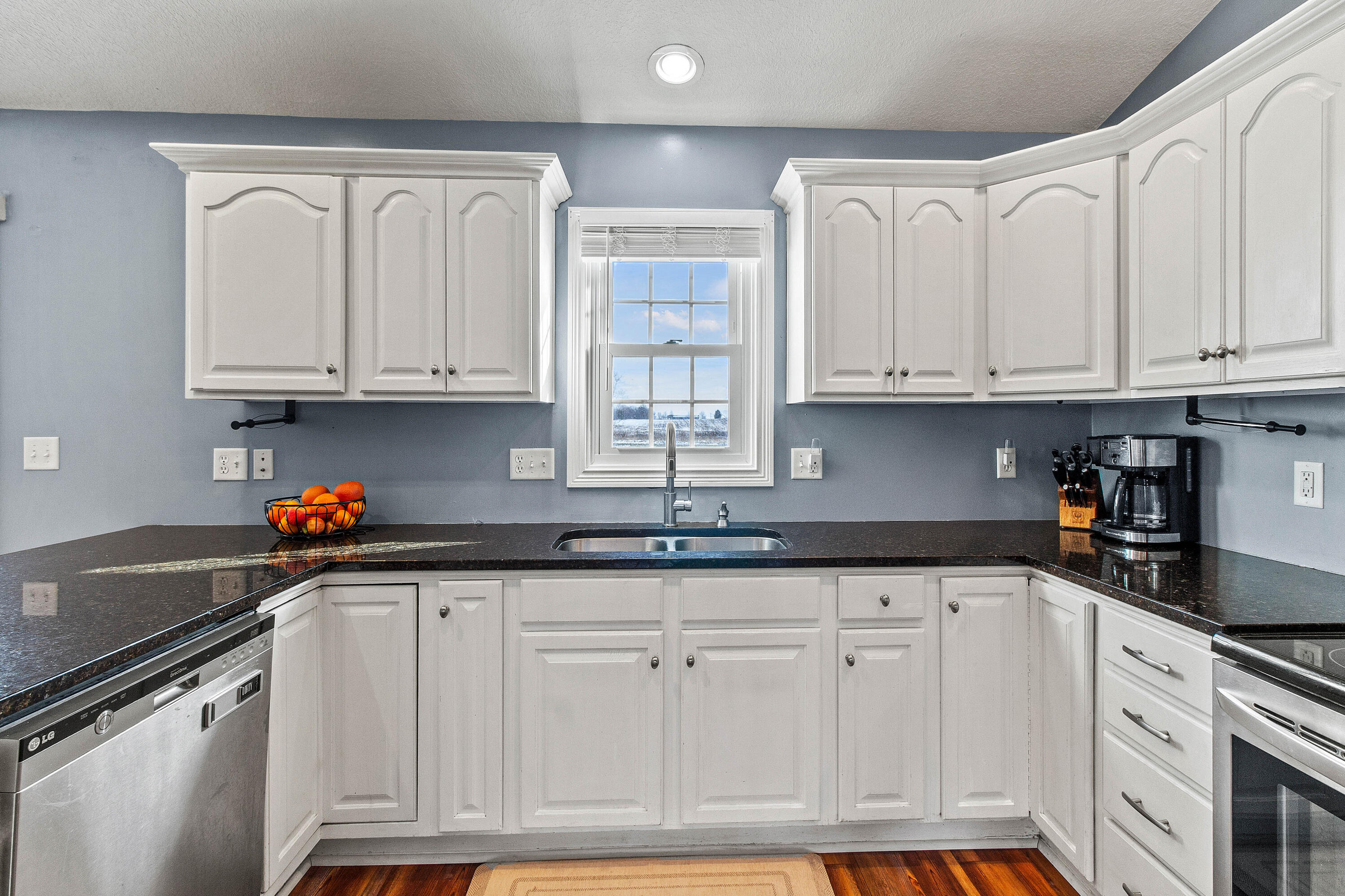 110 Parkview Drive, Jackson Center, Ohio 45334