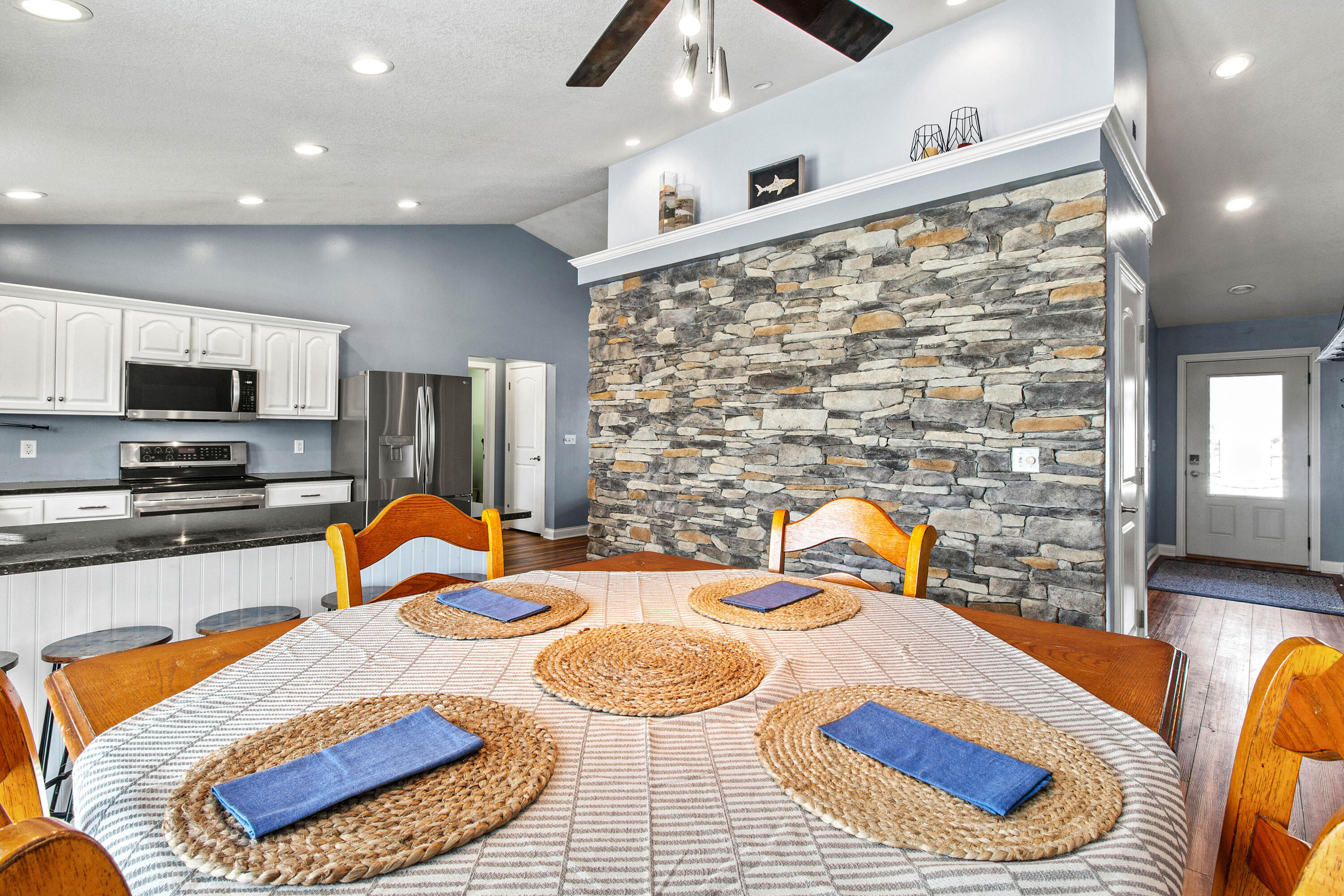 110 Parkview Drive, Jackson Center, Ohio 45334