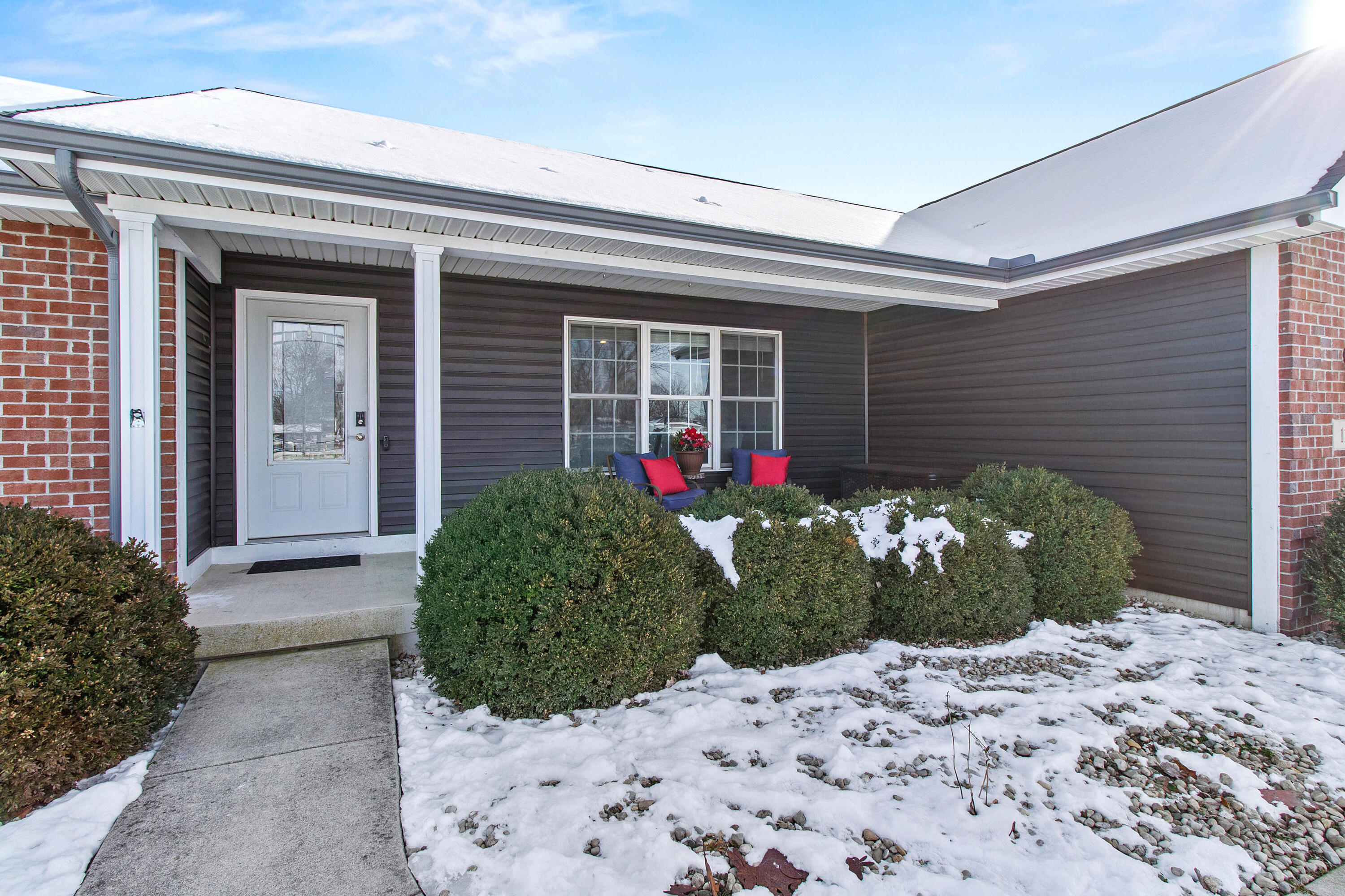 110 Parkview Drive, Jackson Center, Ohio 45334