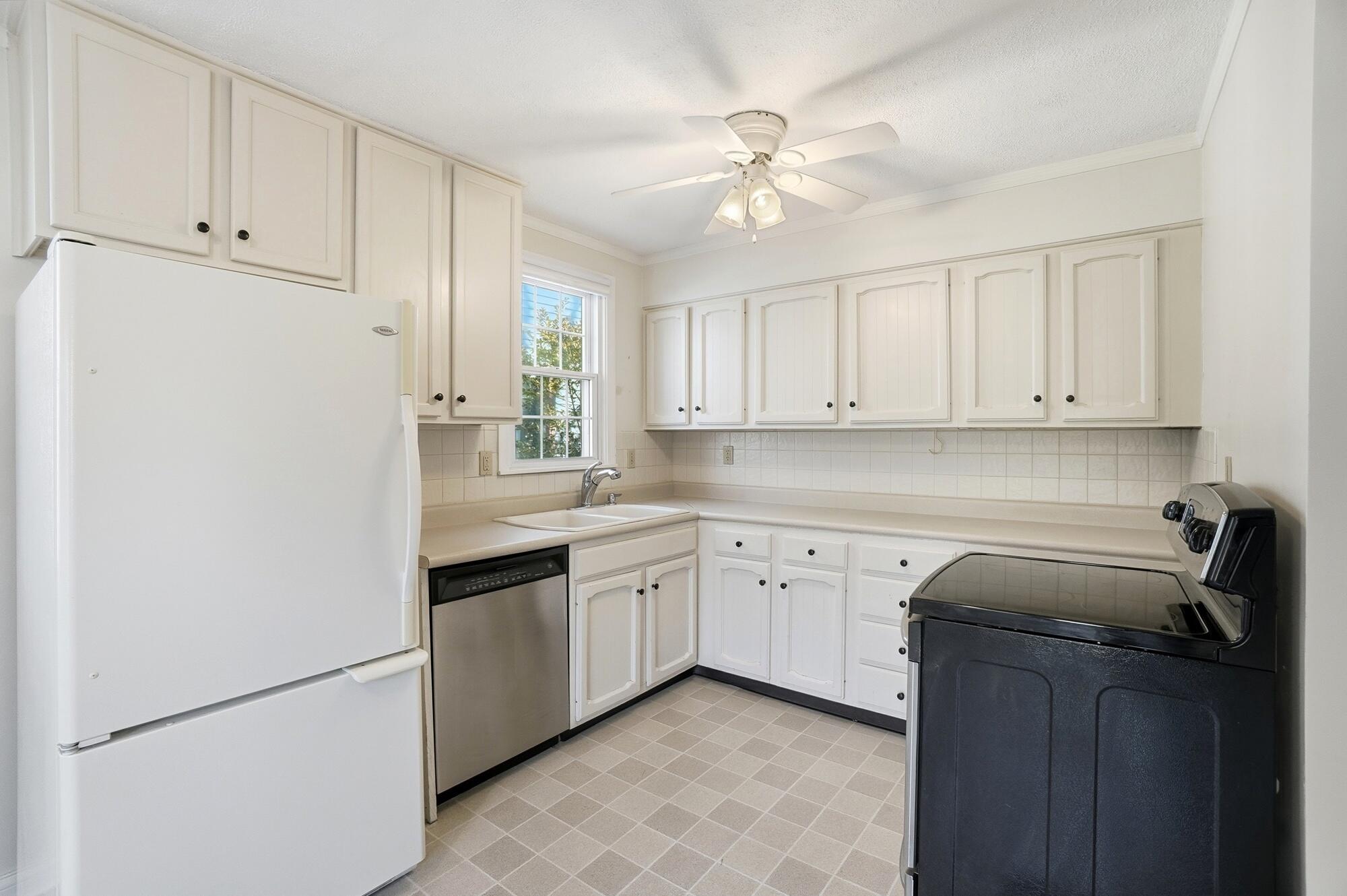 214 Sunnyside Place, Springfield, Ohio 45504