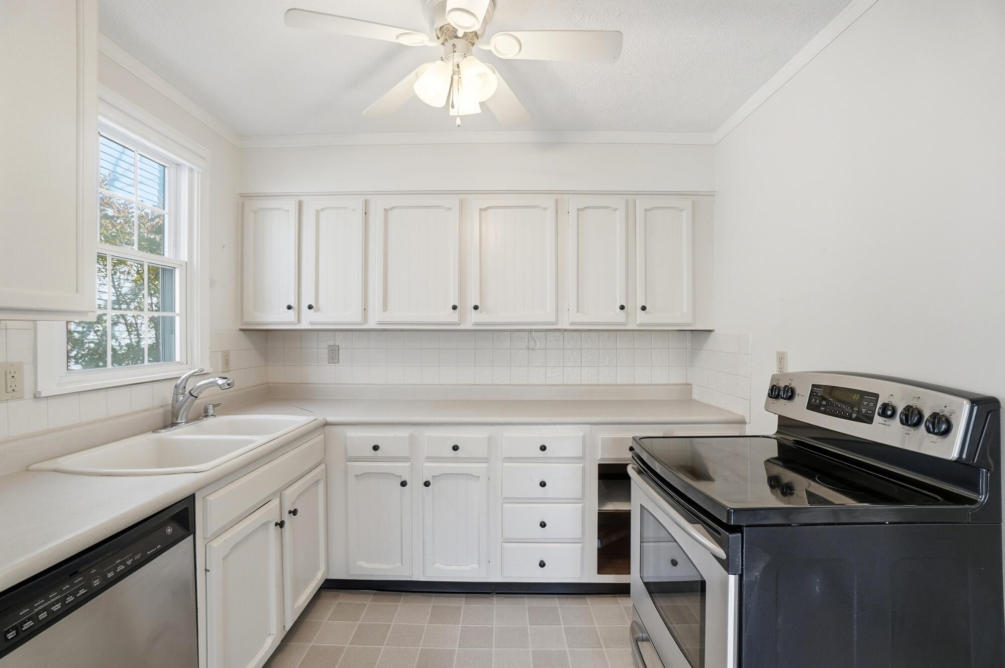 214 Sunnyside Place, Springfield, Ohio 45504