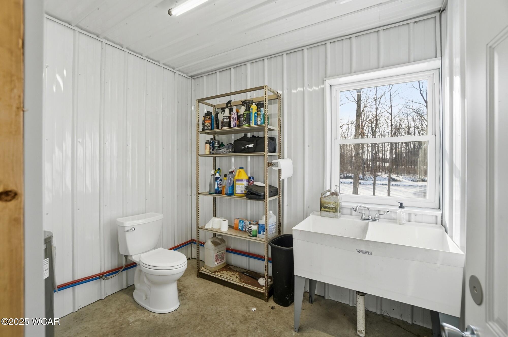 4111 Phillips Road, Harrod, Ohio