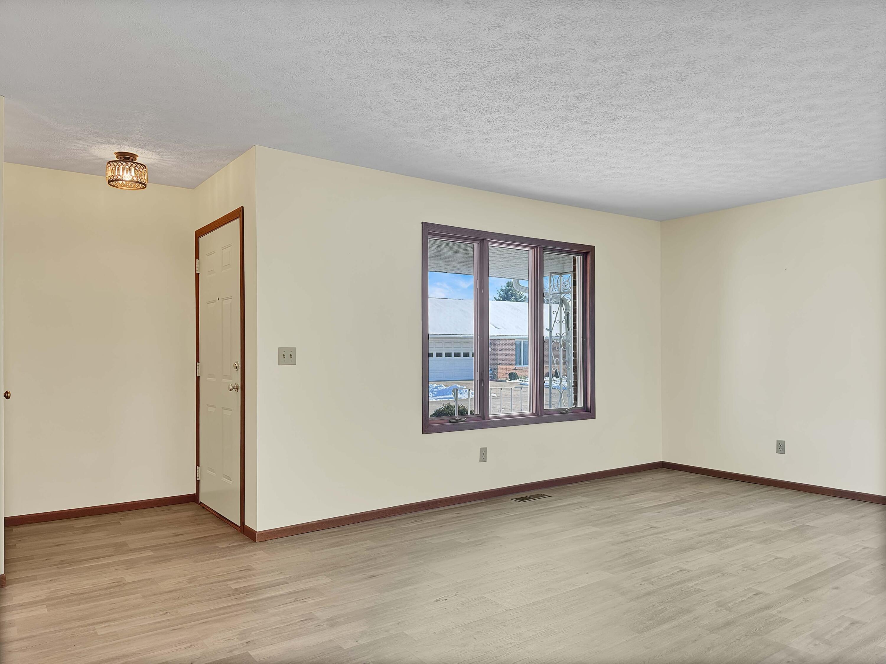 521 Julia Street, Urbana, Ohio 43078