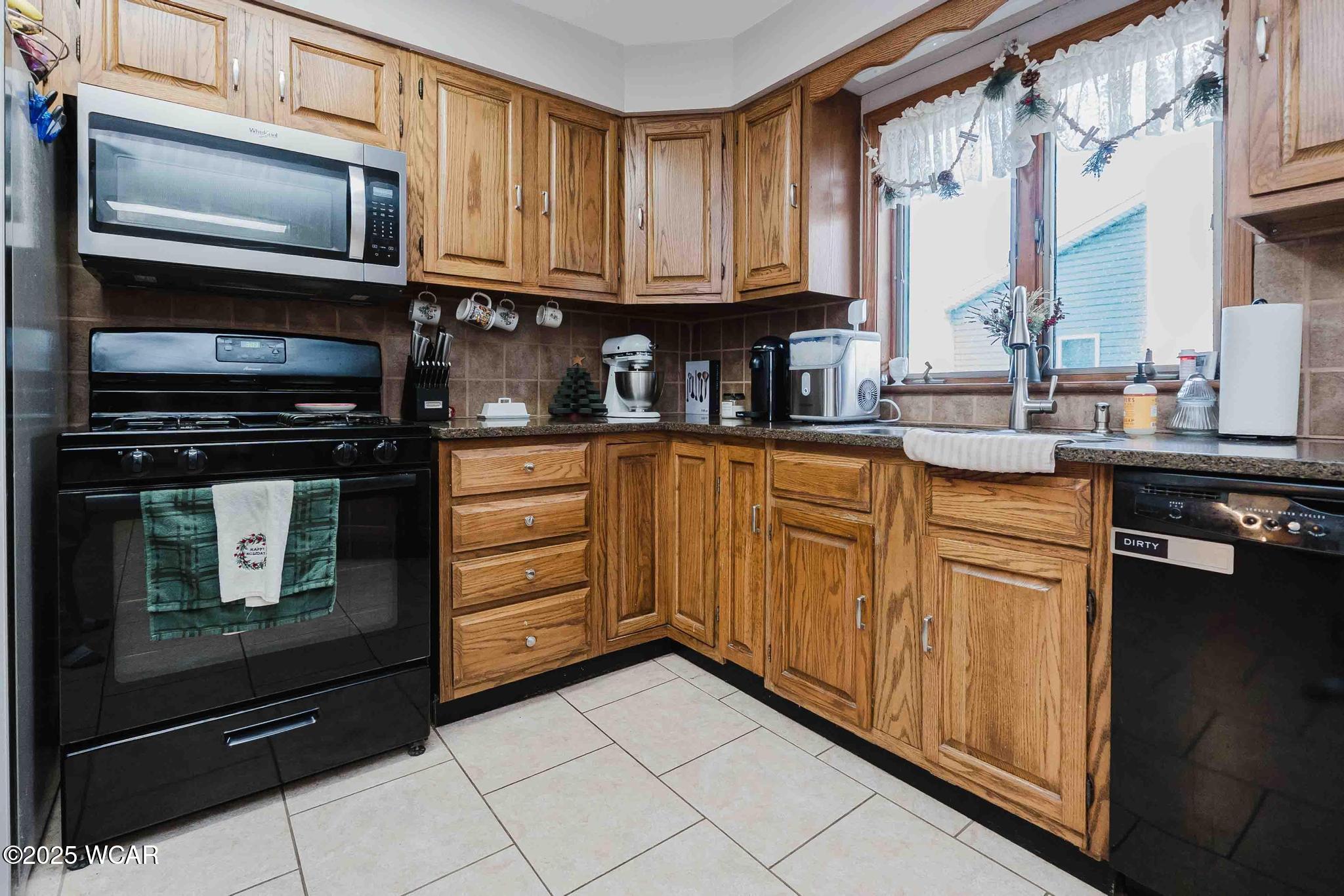 120 Clay Street, Carey, Ohio