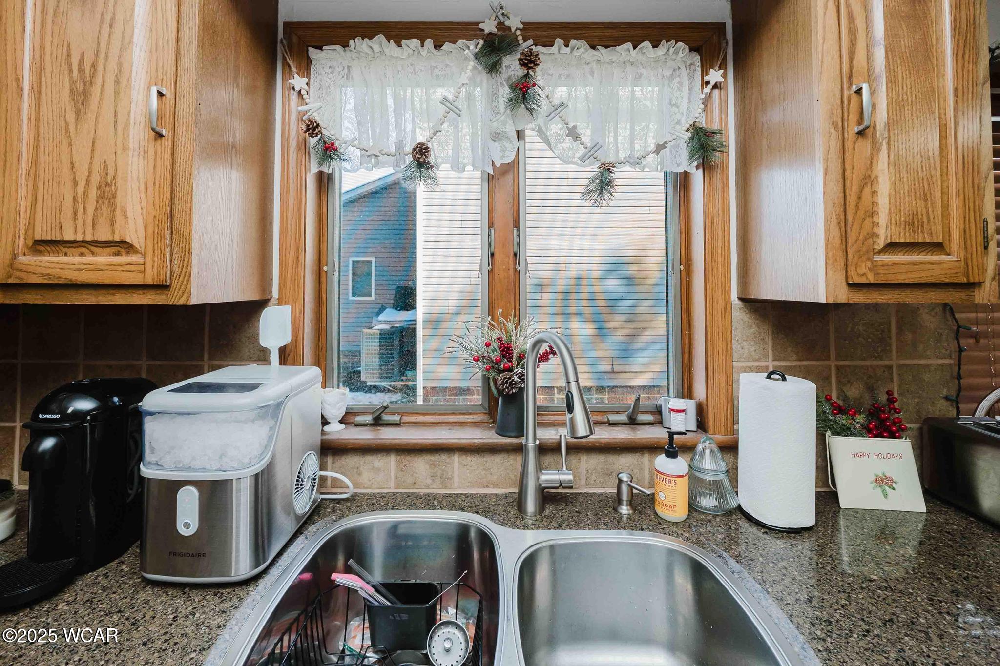 120 Clay Street, Carey, Ohio