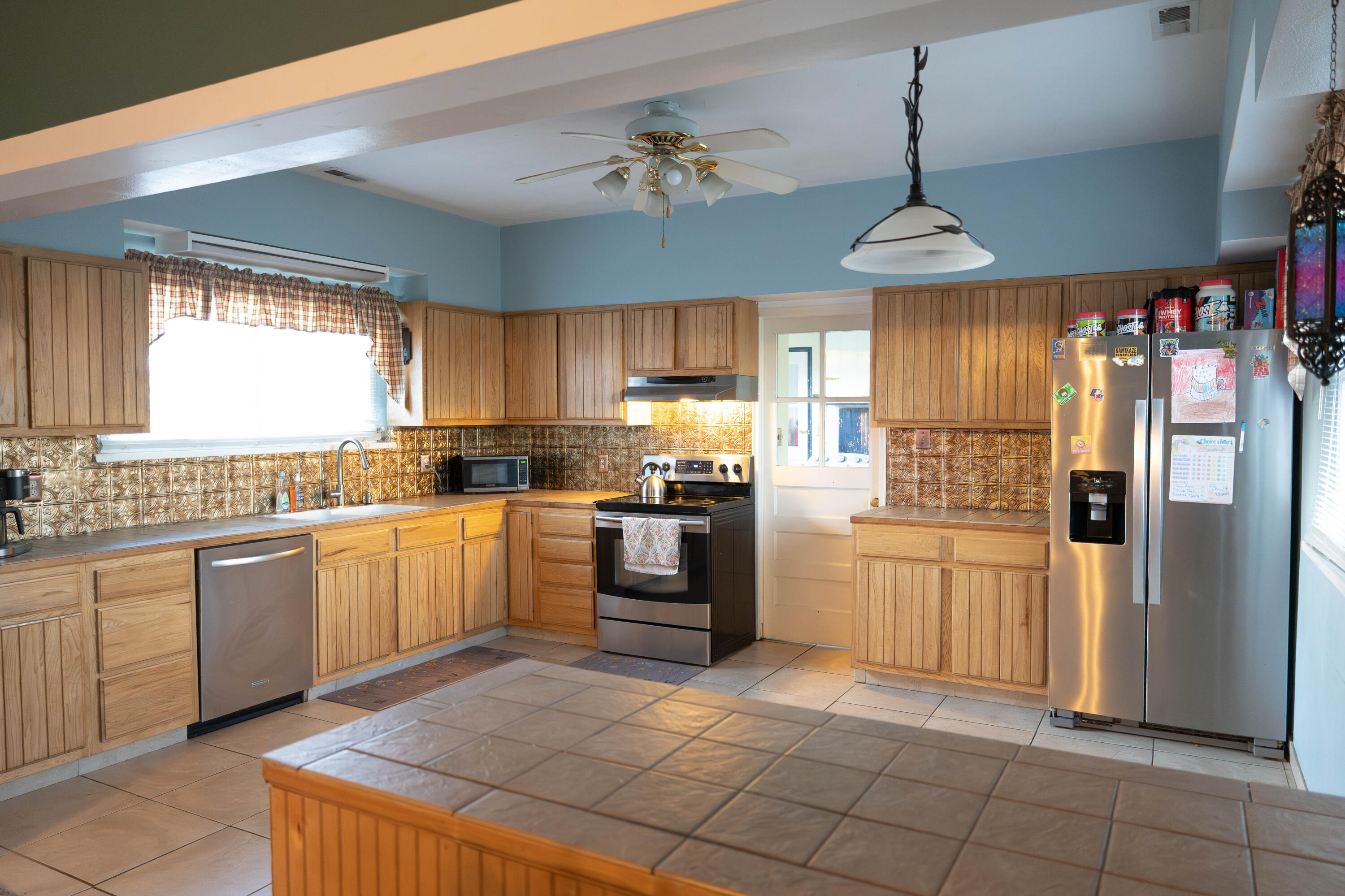 2553 Derr Road, Springfield, Ohio 45503