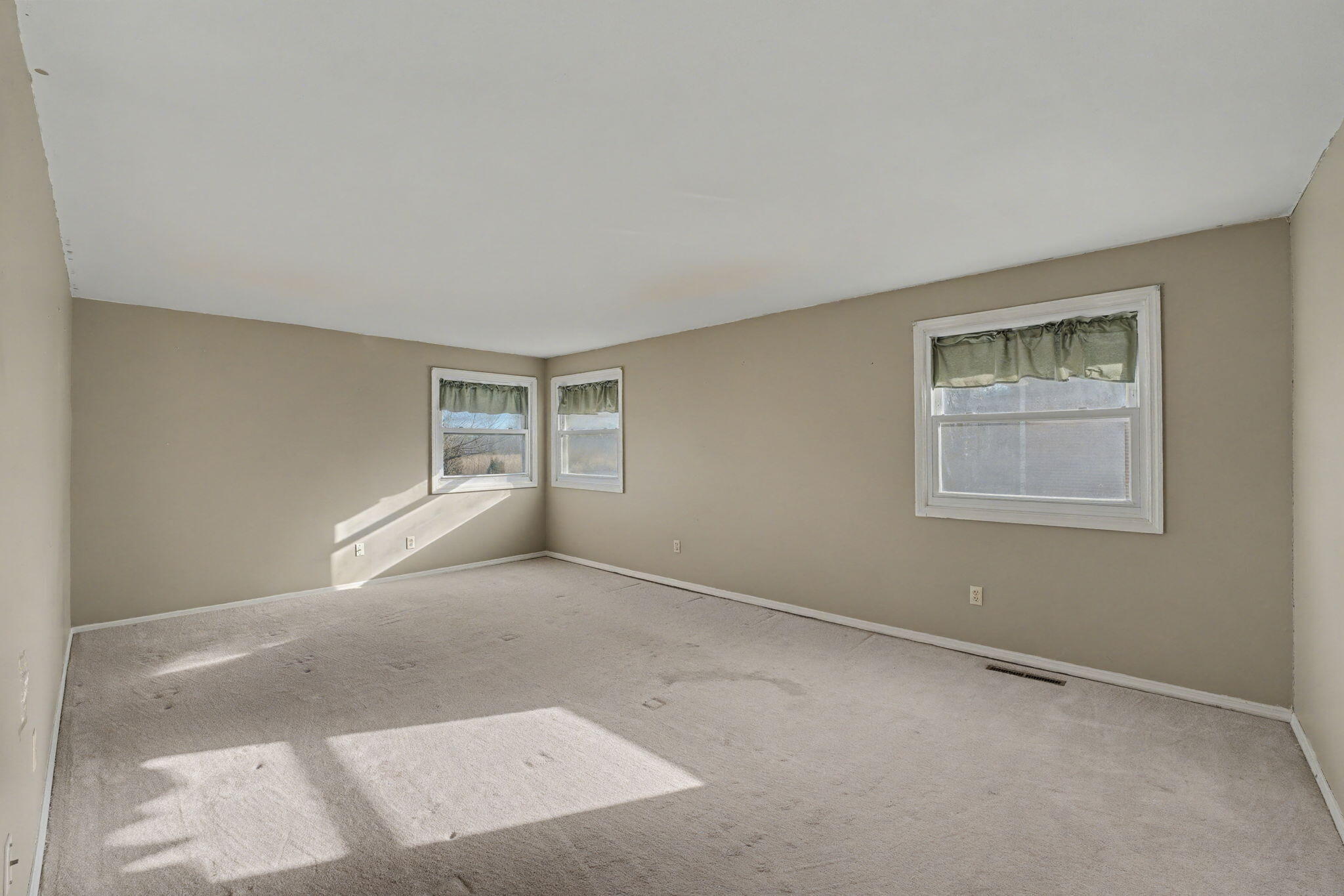 143 Dorset Road, Troy, Ohio 45373