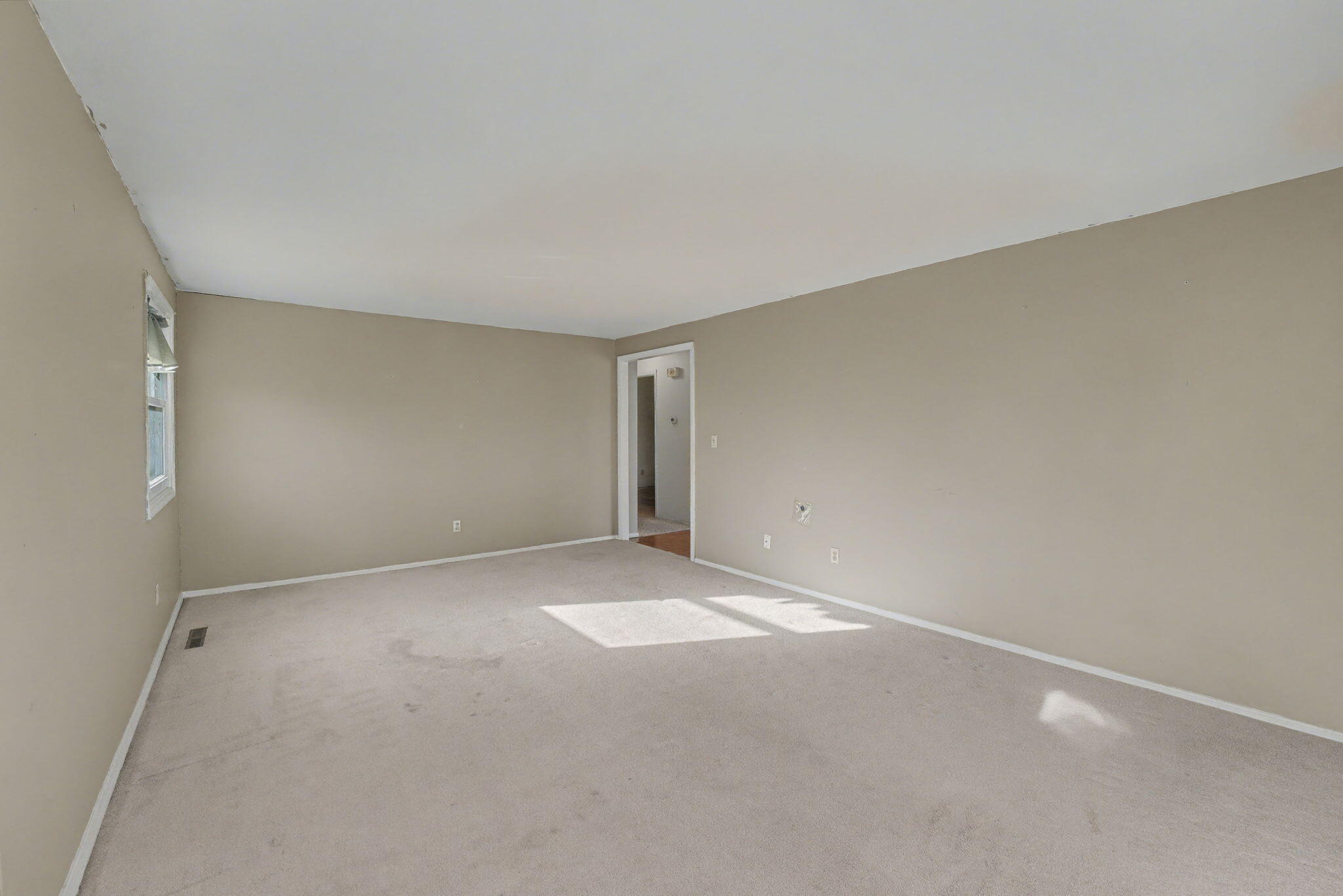 143 Dorset Road, Troy, Ohio 45373