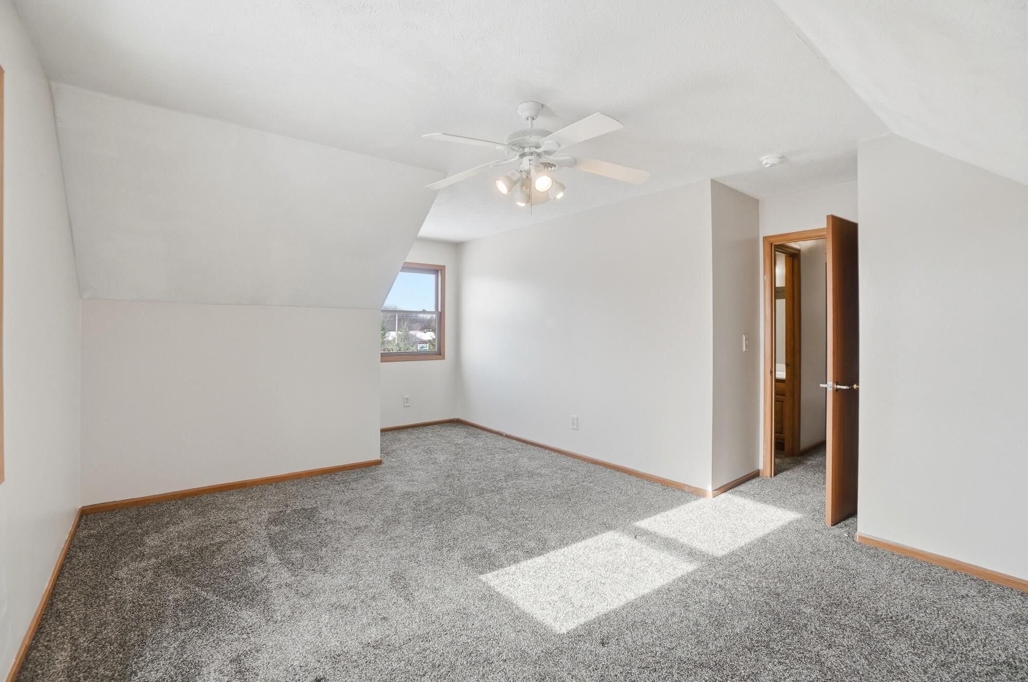 18544 Santa Fe Line Road, Waynesfield, Ohio 45896