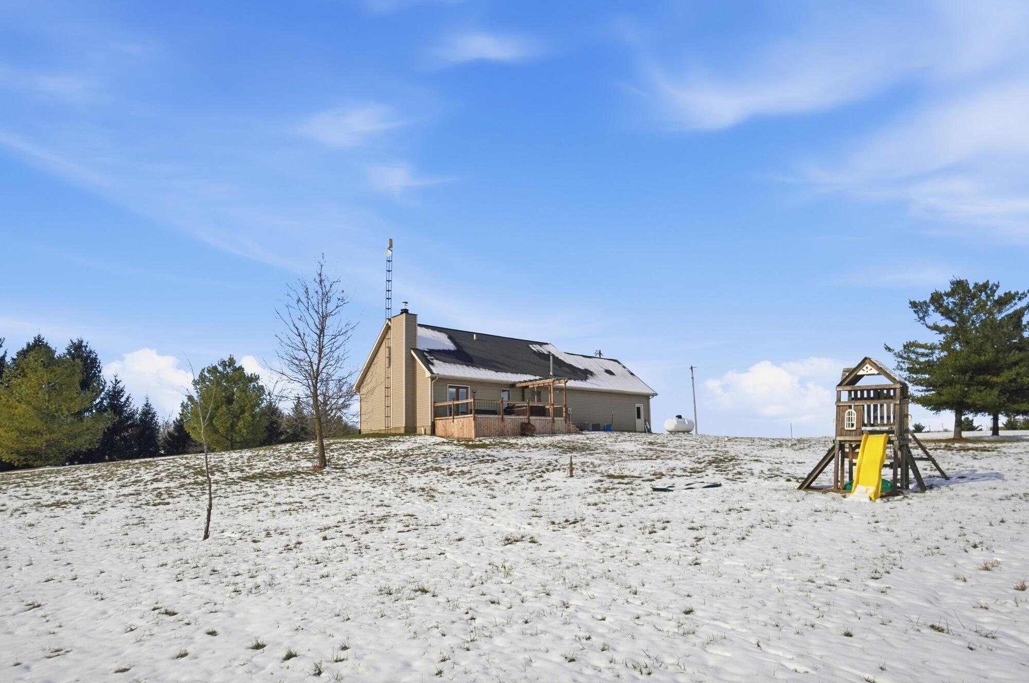 18544 Santa Fe Line Road, Waynesfield, Ohio 45896