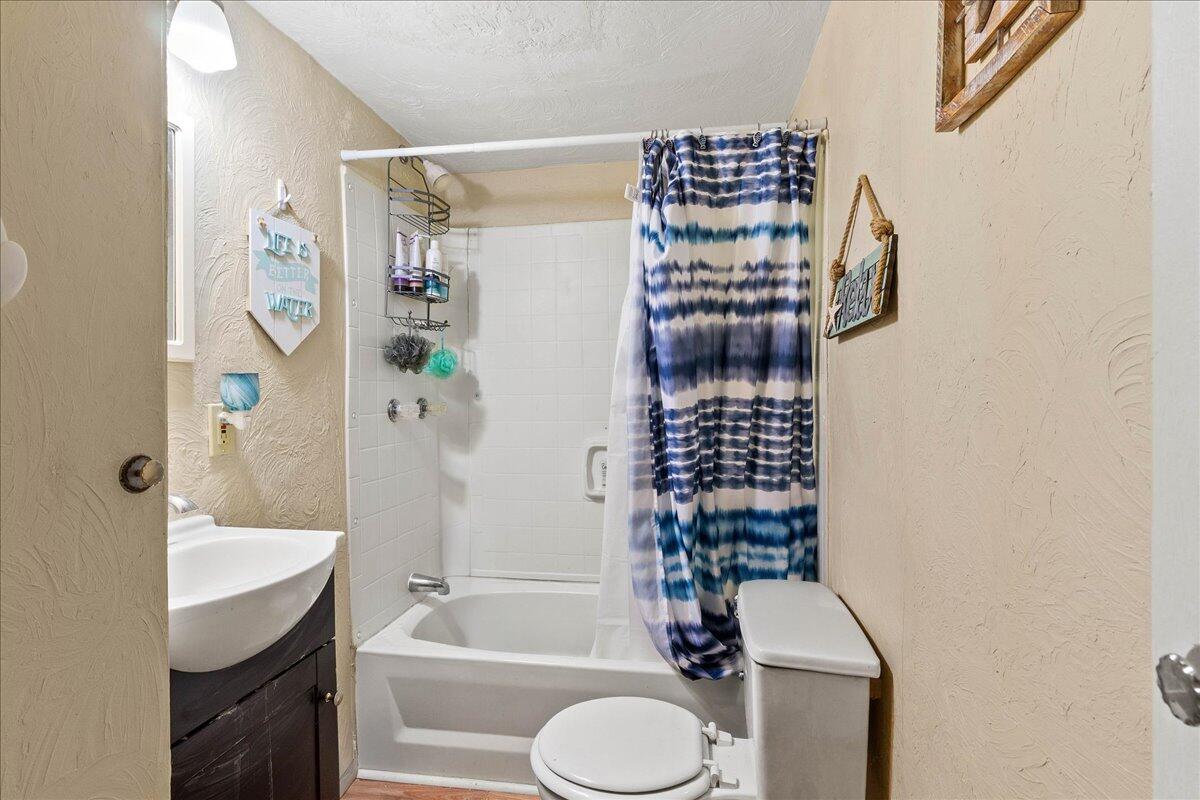 8312 Ohio 366, Russells Point, Ohio 43348