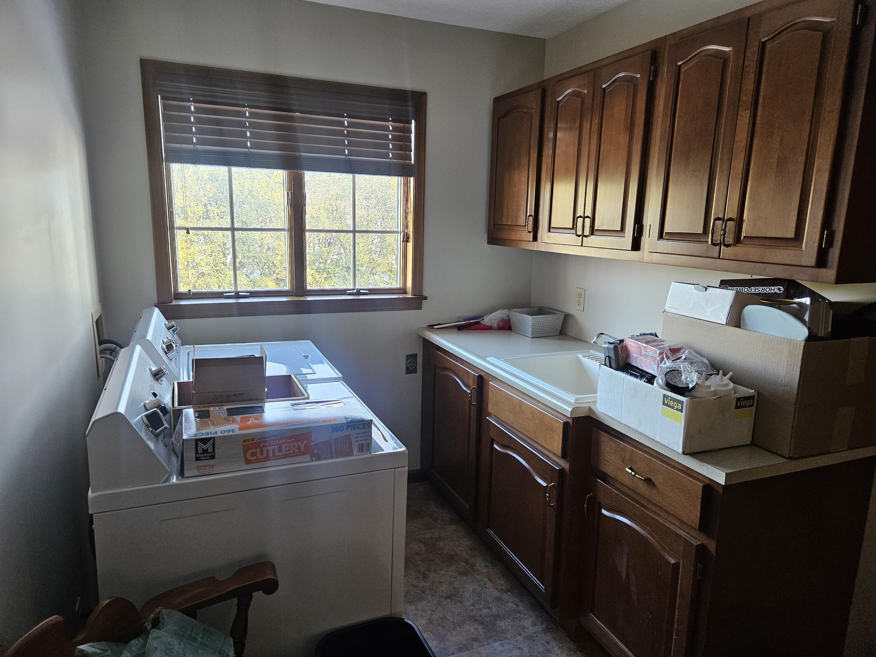 7295 Oregon Road, Celina, Ohio 45822