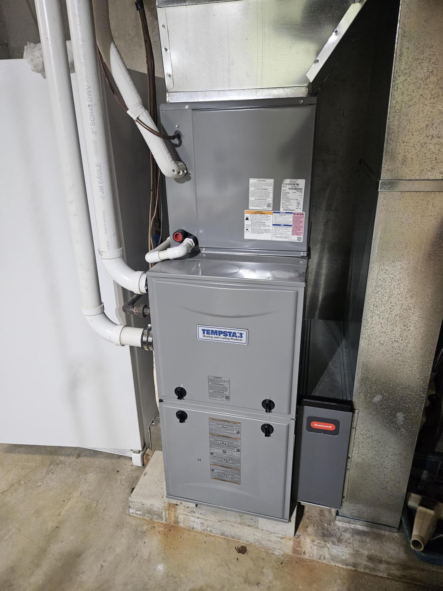 7295 Oregon Road, Celina, Ohio 45822