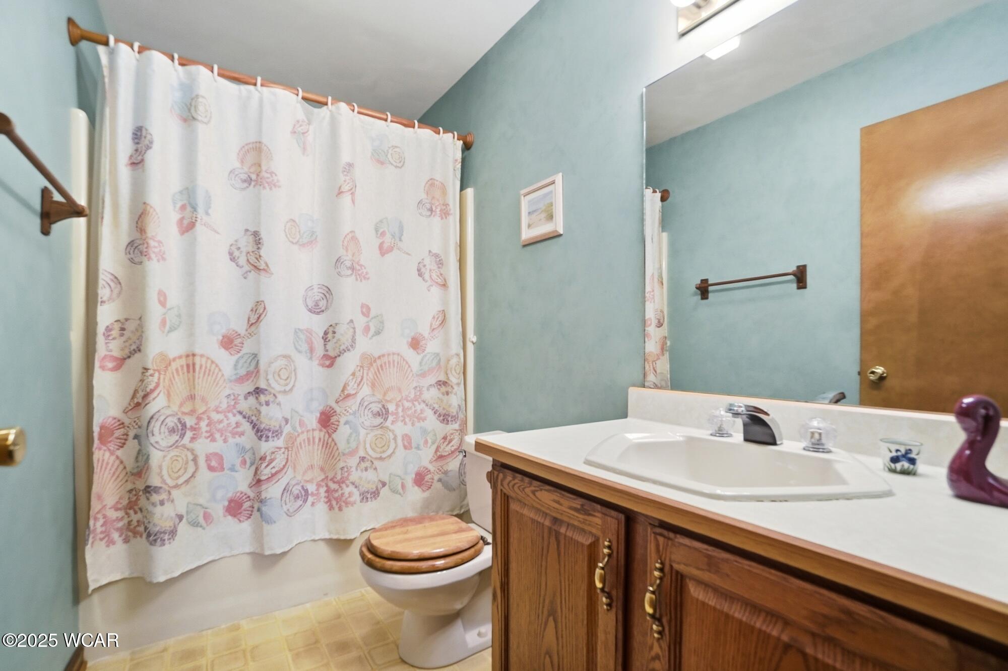 115 Oak View Court, Lima, Ohio