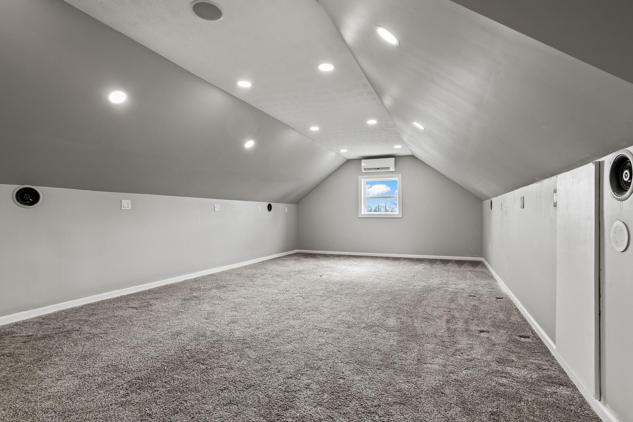 1400 Troy Urbana Road, Troy, Ohio 45373