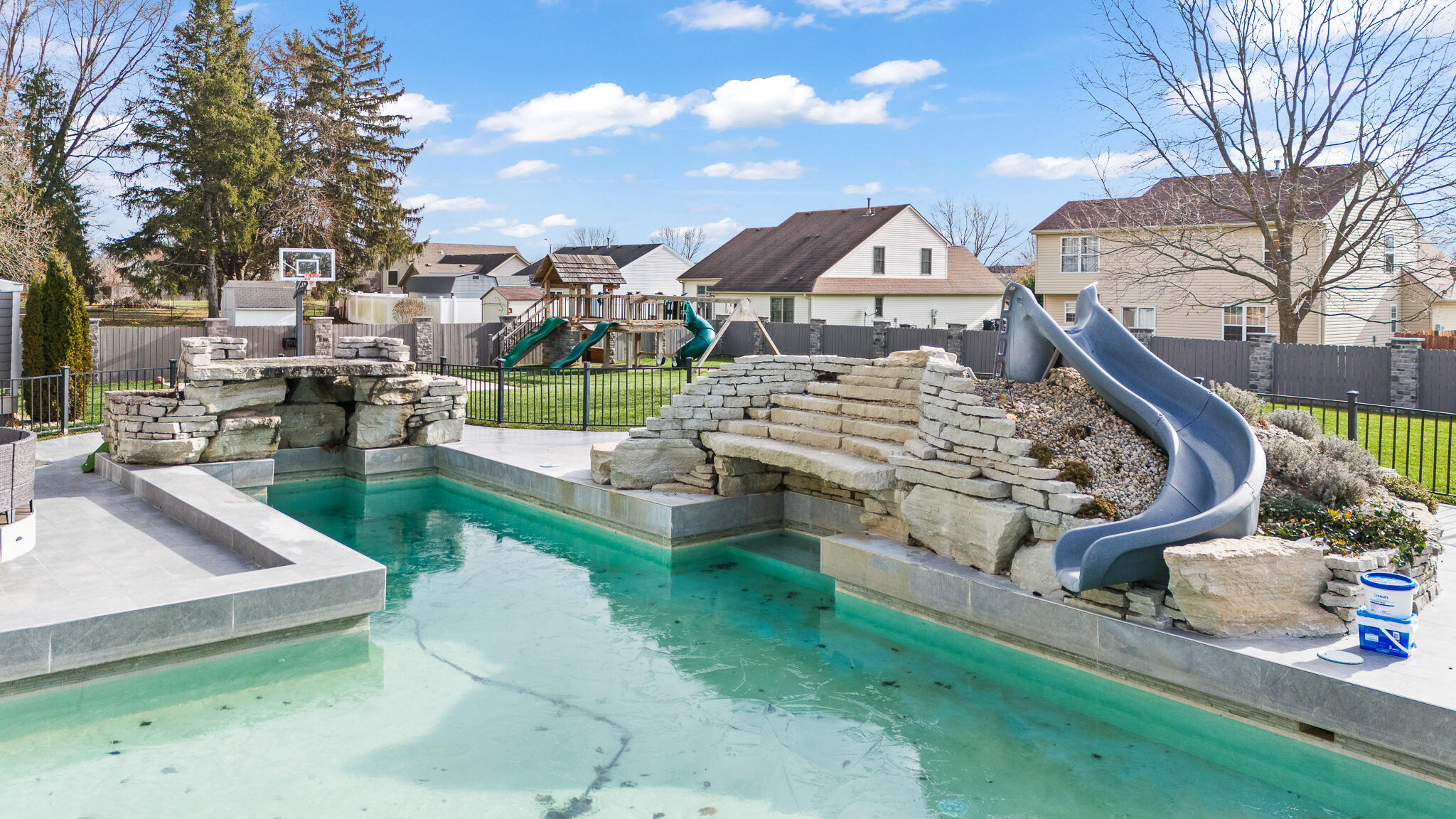 1400 Troy Urbana Road, Troy, Ohio 45373