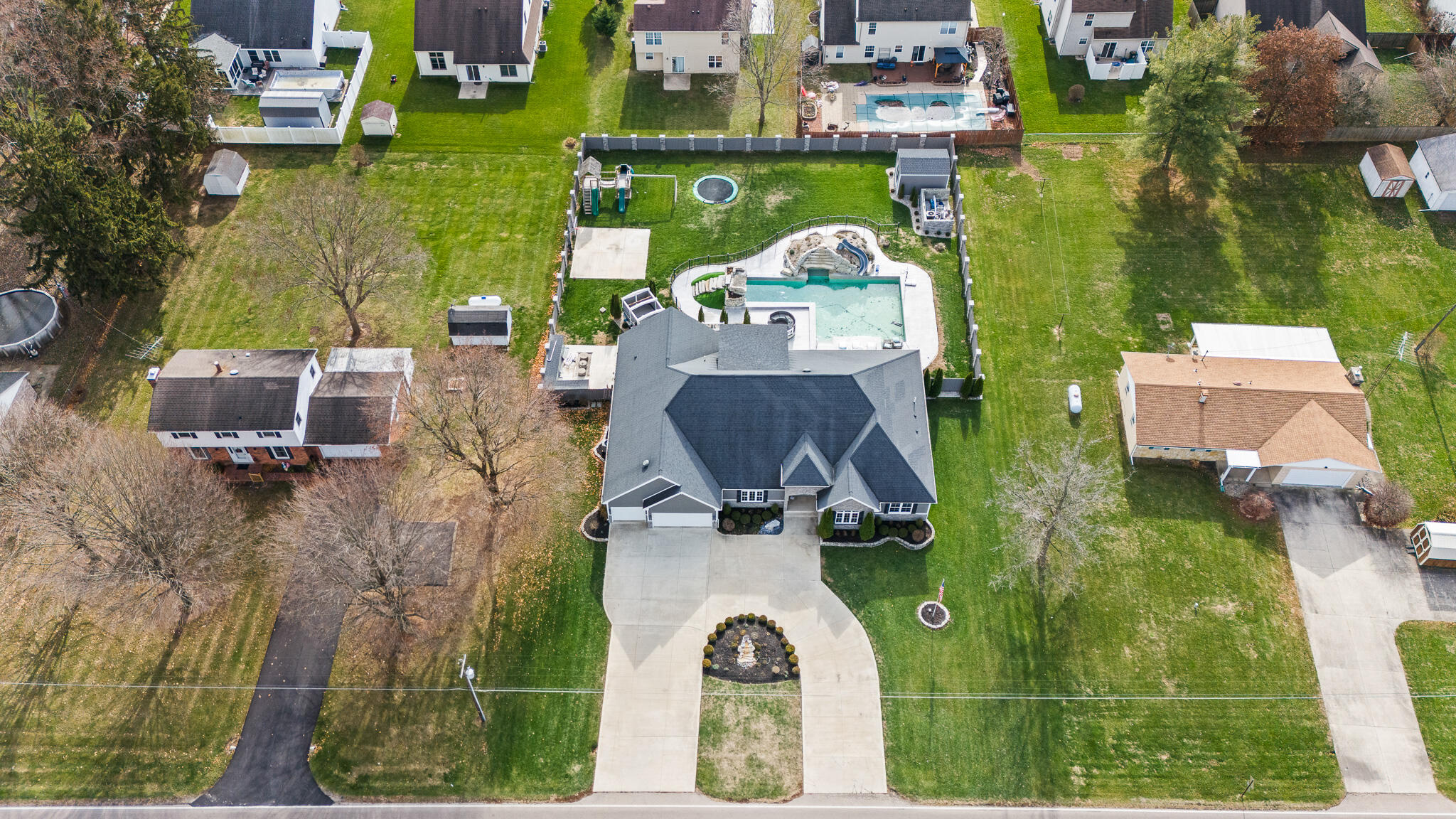 1400 Troy Urbana Road, Troy, Ohio 45373