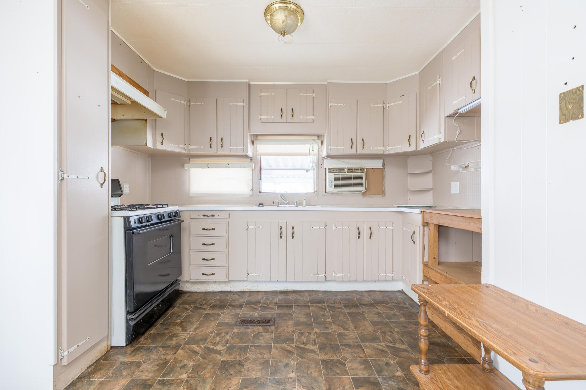 11020 Oak Circle, Lakeview, Ohio 43331