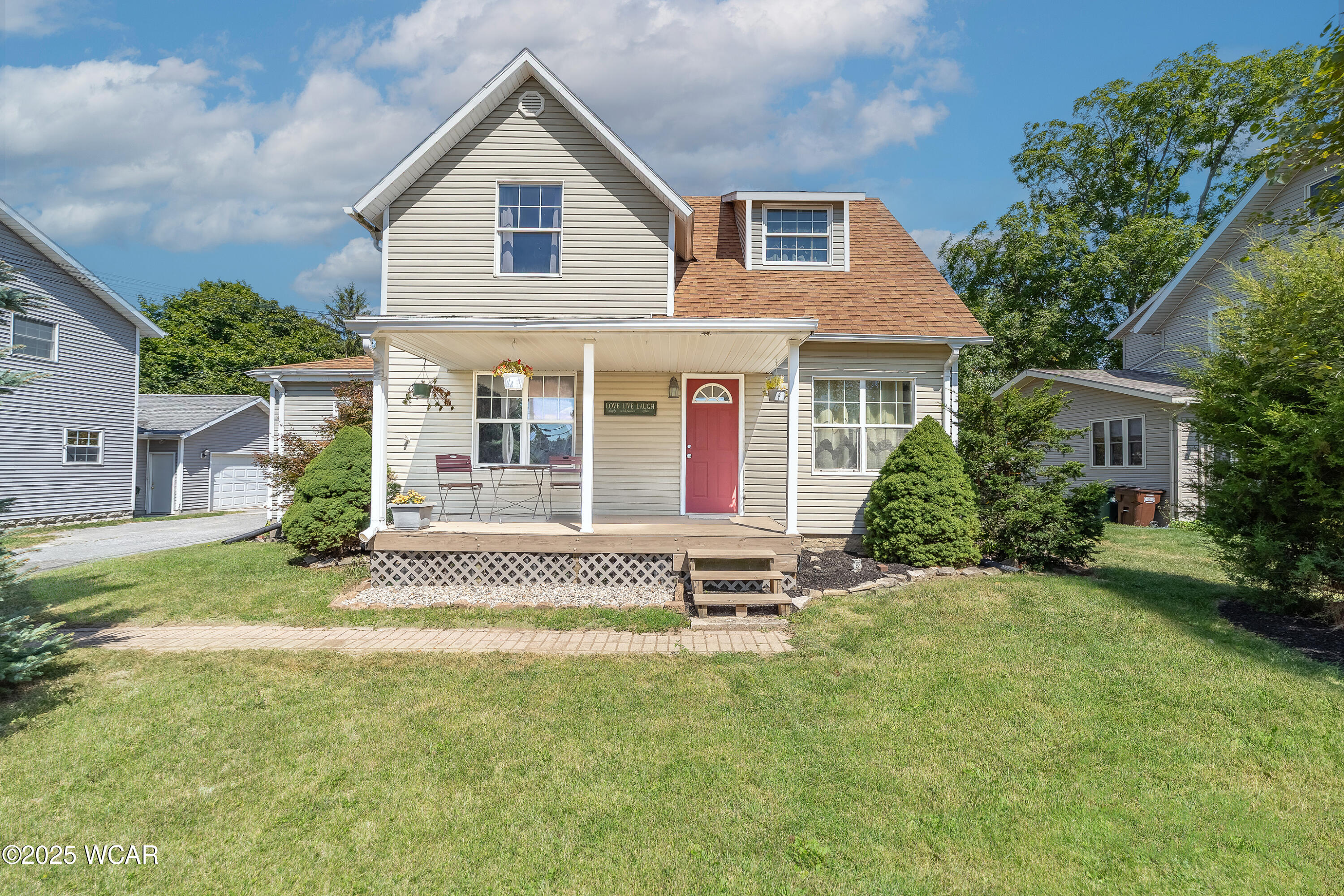 222 Grove Street, Bluffton, Ohio