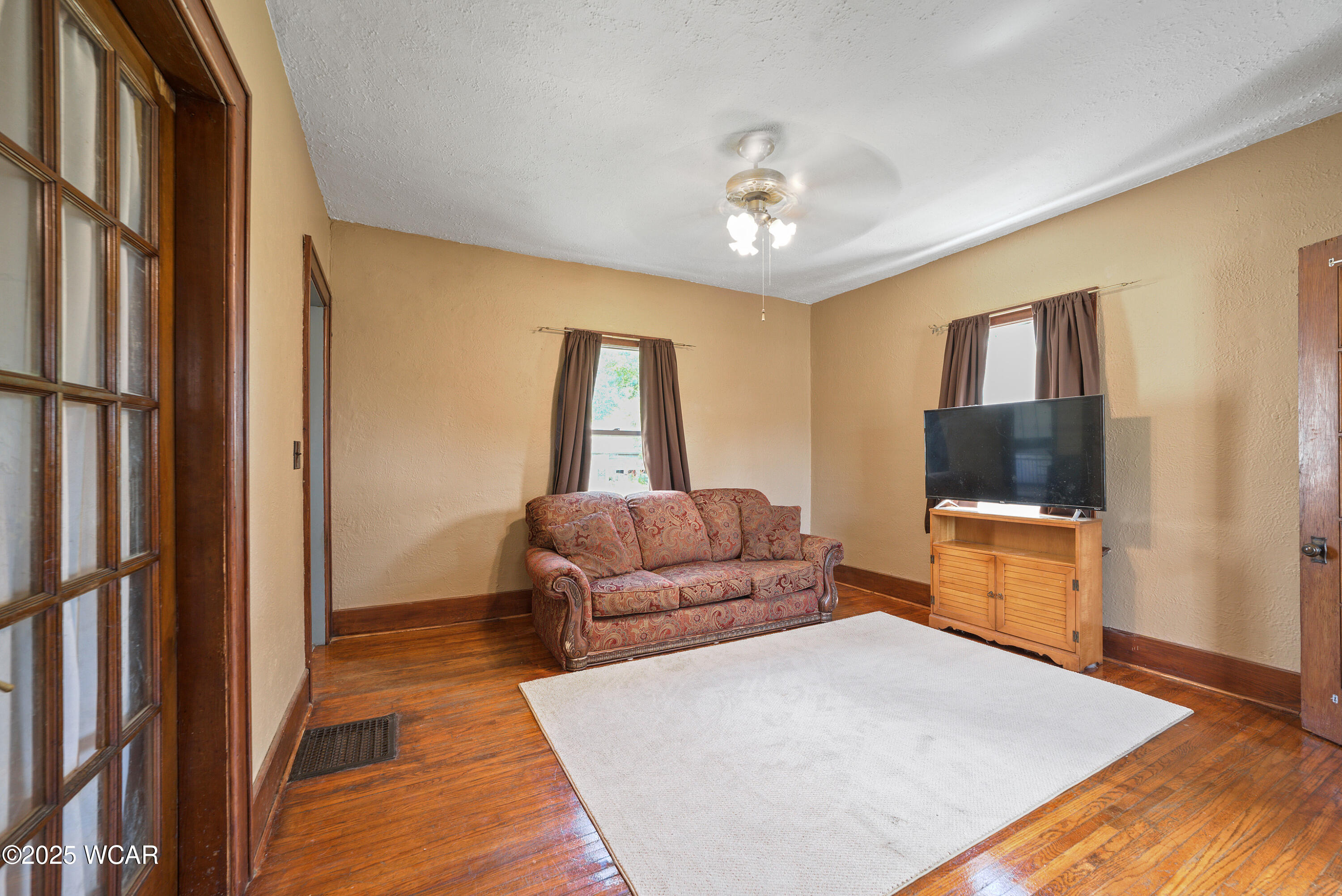 222 Grove Street, Bluffton, Ohio