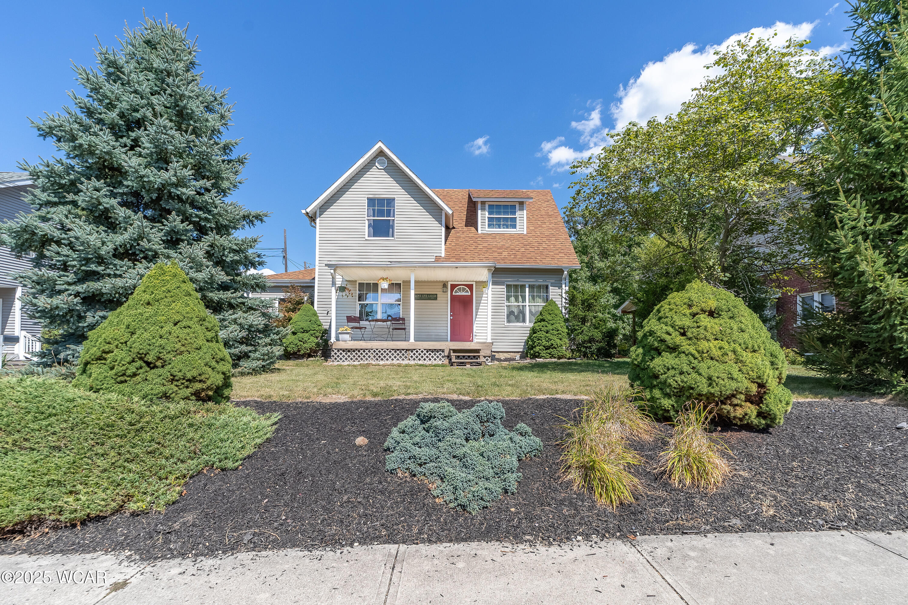 222 Grove Street, Bluffton, Ohio