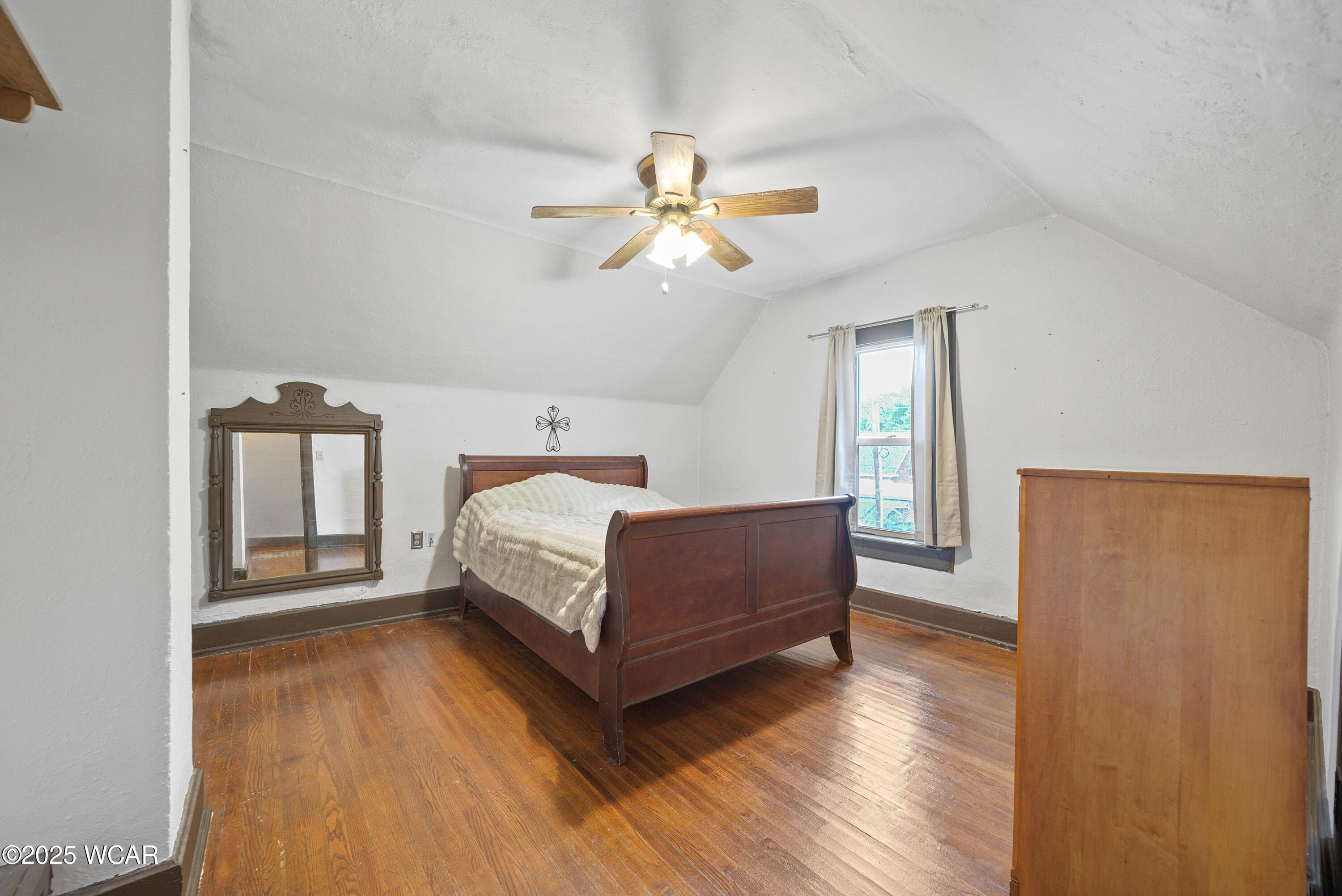 222 Grove Street, Bluffton, Ohio