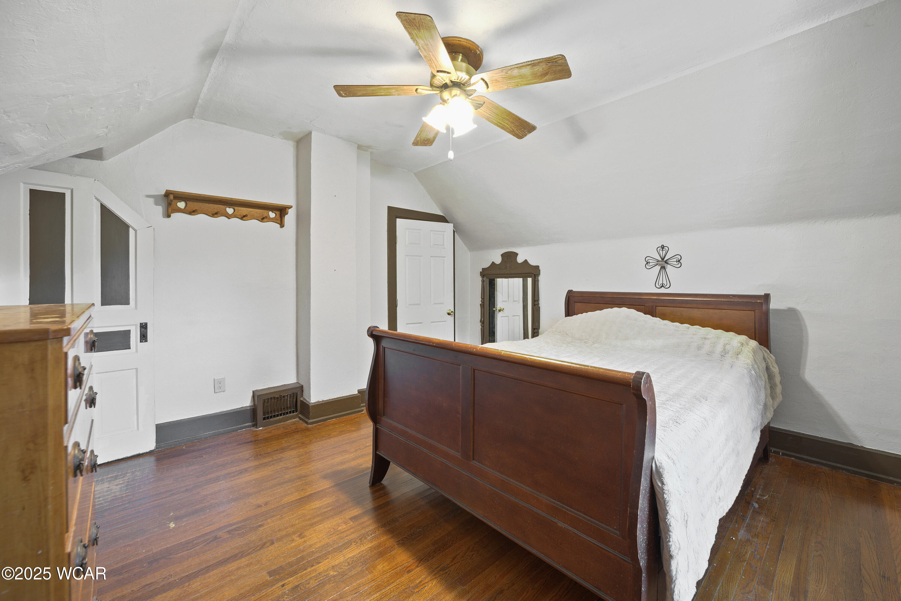 222 Grove Street, Bluffton, Ohio