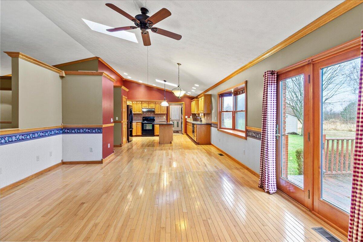 2294 Short Cut Road, Urbana, Ohio 43078