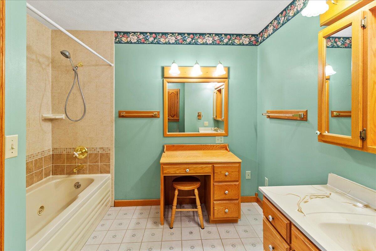 2294 Short Cut Road, Urbana, Ohio 43078