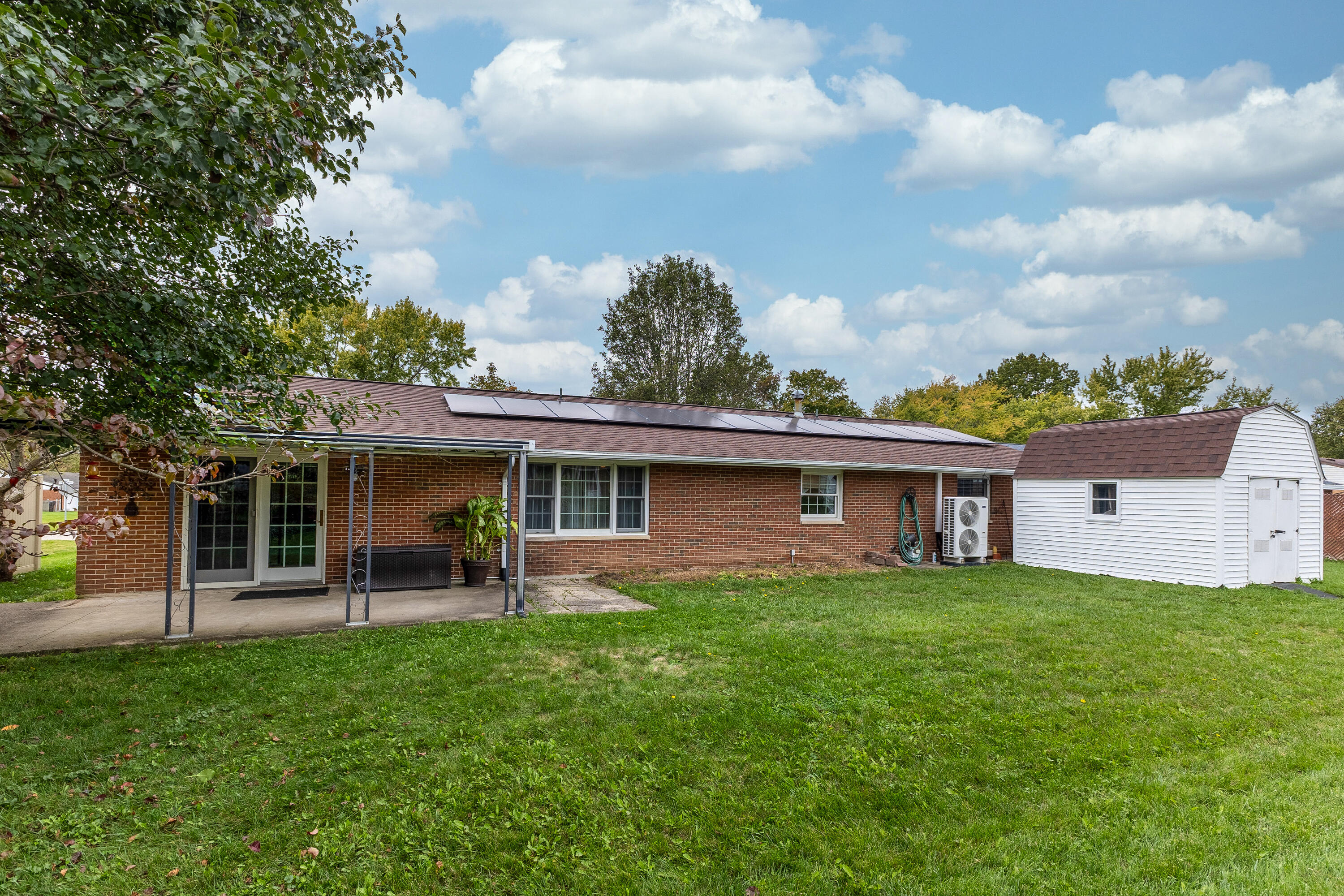 6624 Stranwood Drive, Englewood, Ohio 45322