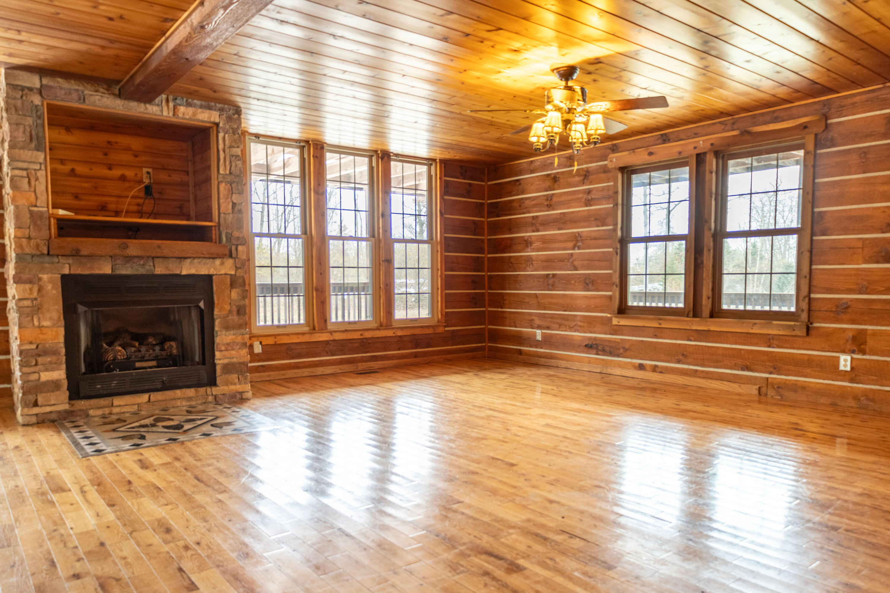 170 Parkview Road, Woodstock, Ohio 43084