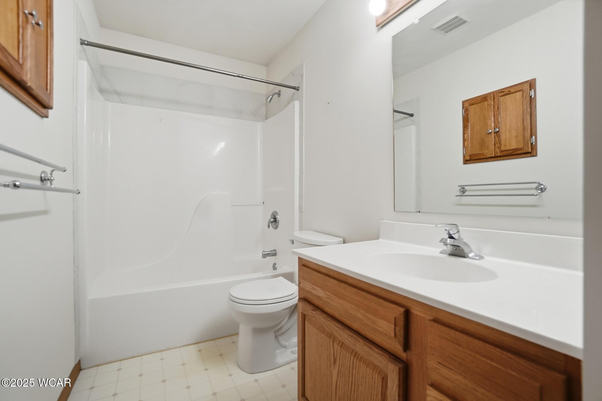 123 Eagles Point, Lima, Ohio