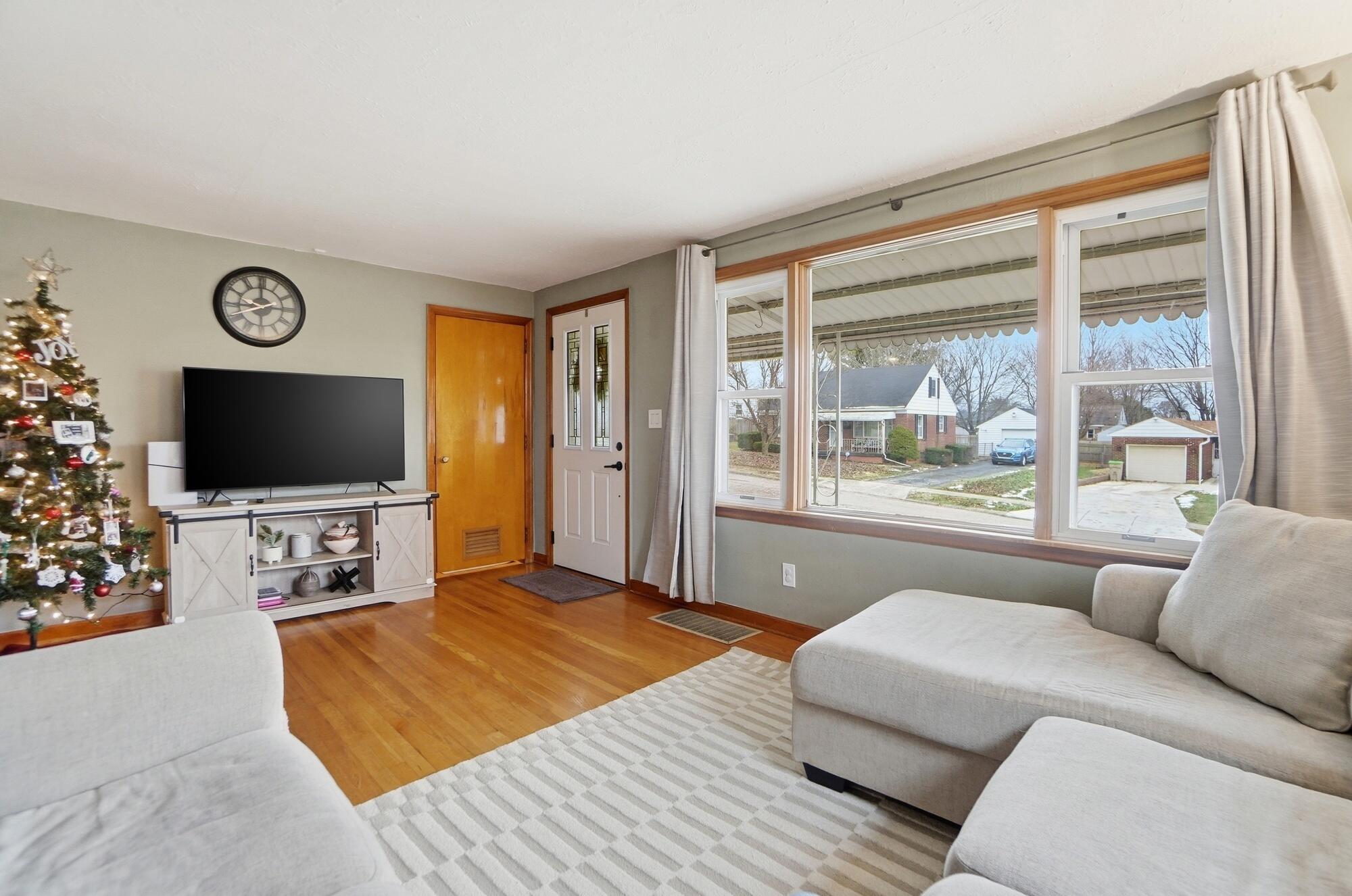 1512 Amherst Road, Springfield, Ohio 45504