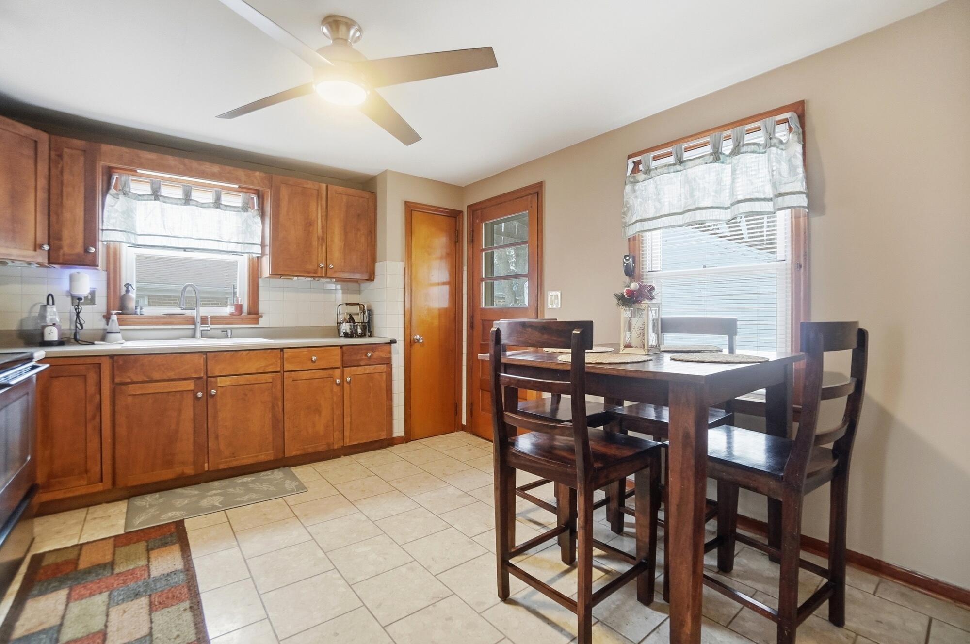 1512 Amherst Road, Springfield, Ohio 45504