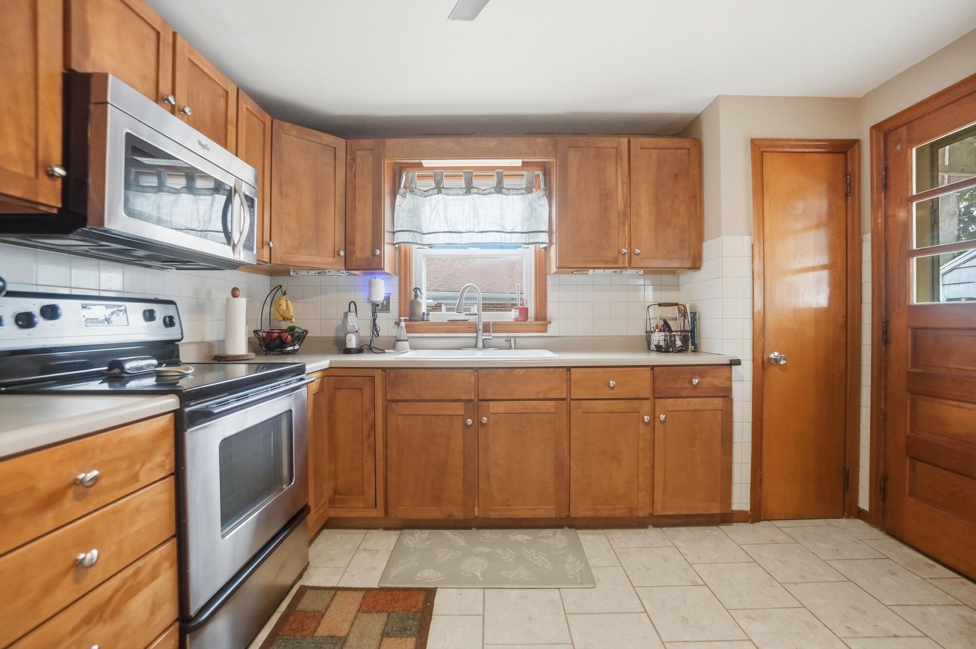 1512 Amherst Road, Springfield, Ohio 45504