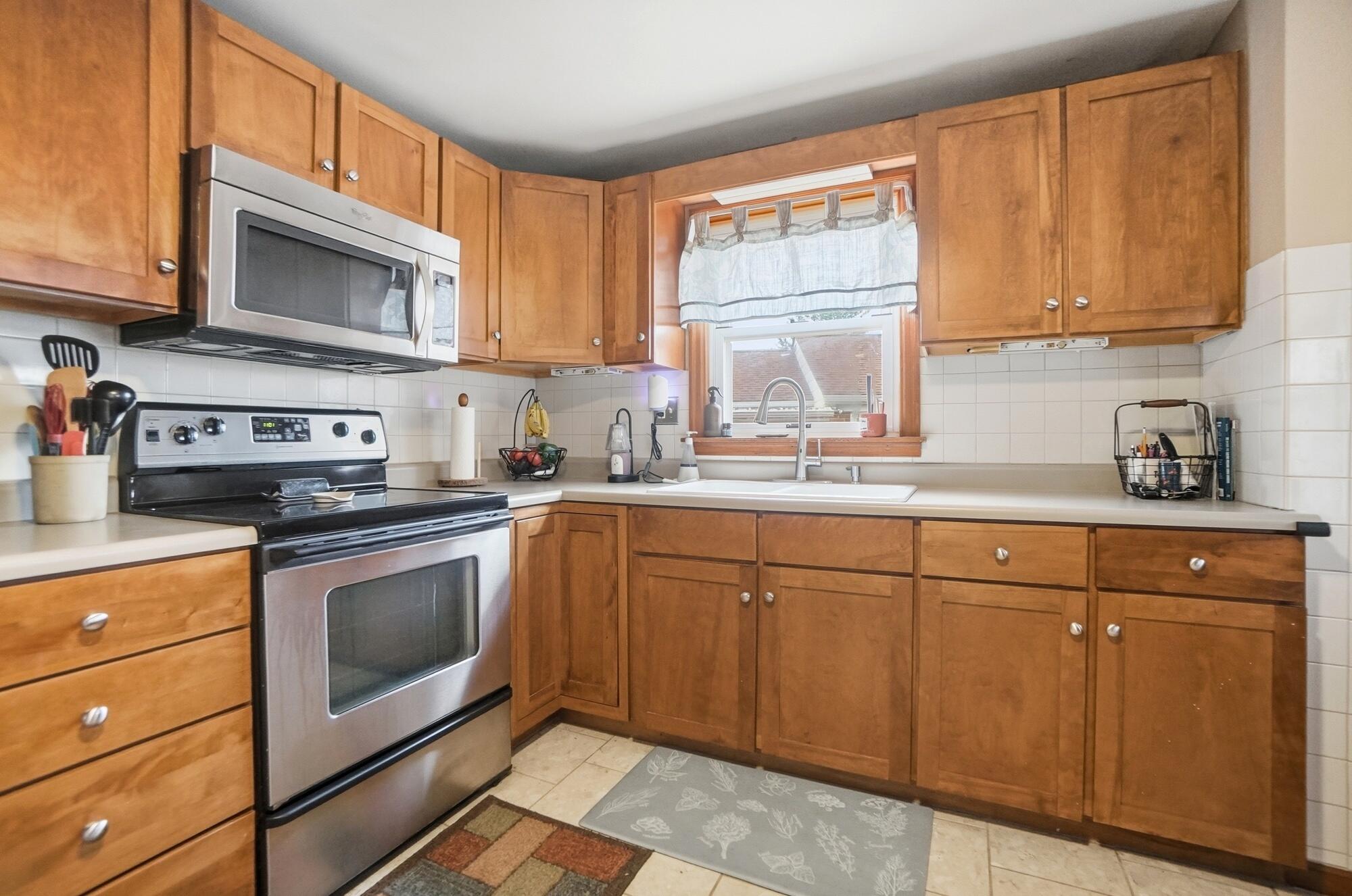 1512 Amherst Road, Springfield, Ohio 45504