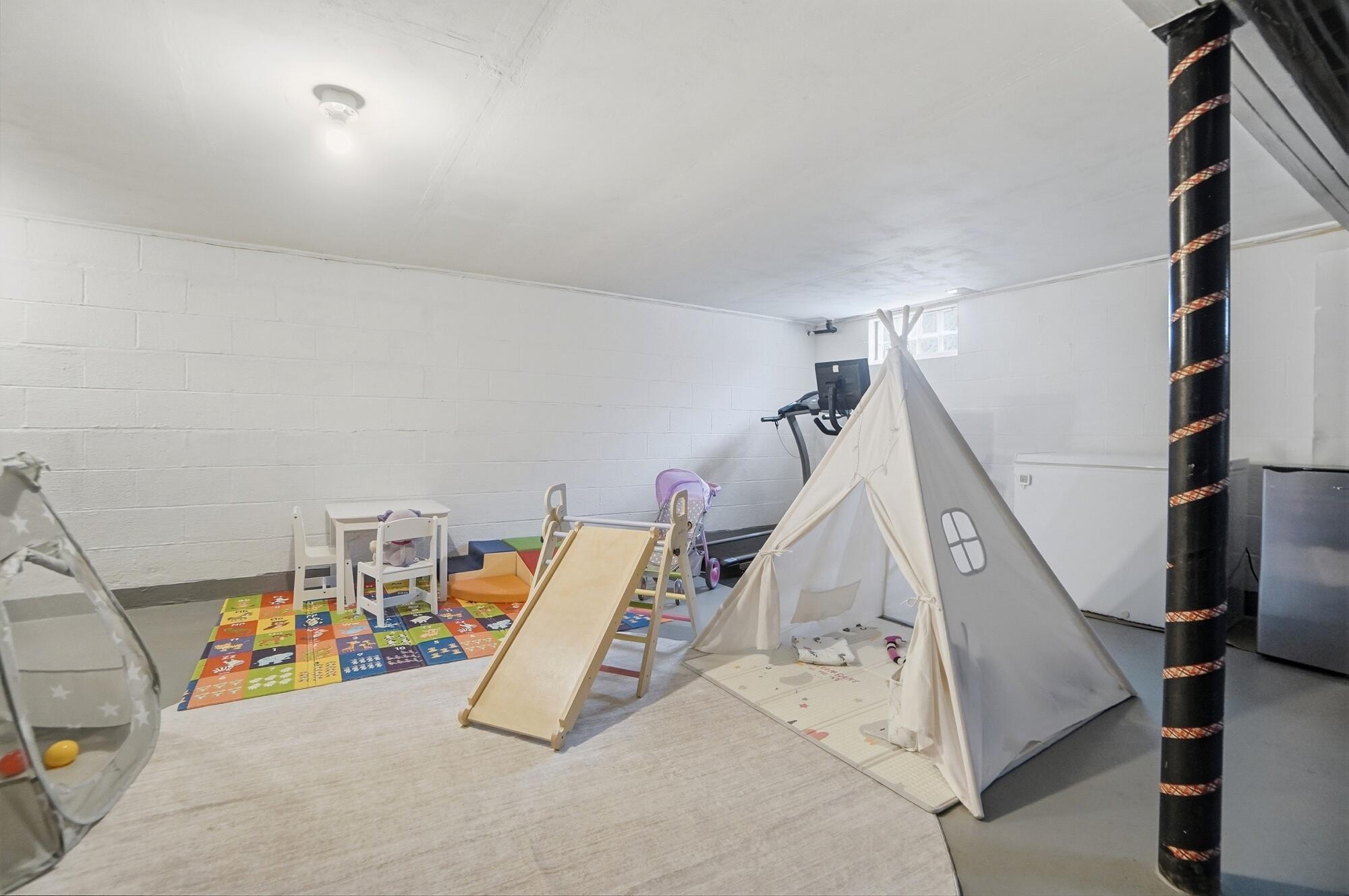 1512 Amherst Road, Springfield, Ohio 45504