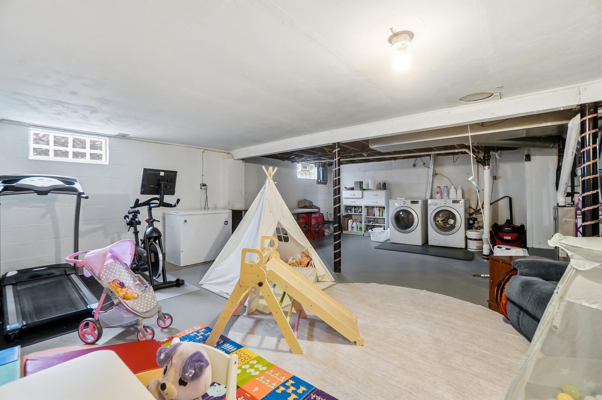 1512 Amherst Road, Springfield, Ohio 45504