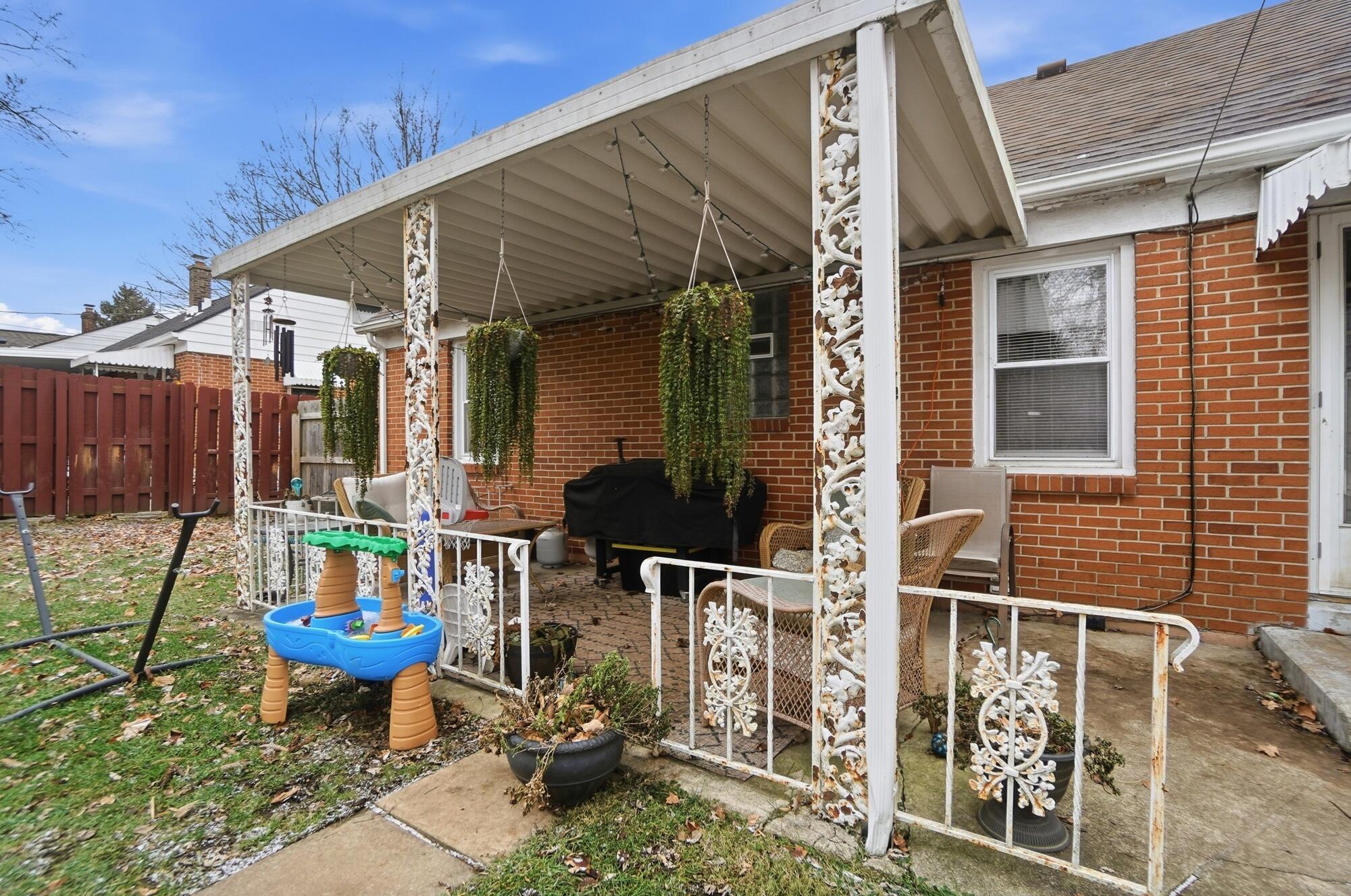 1512 Amherst Road, Springfield, Ohio 45504