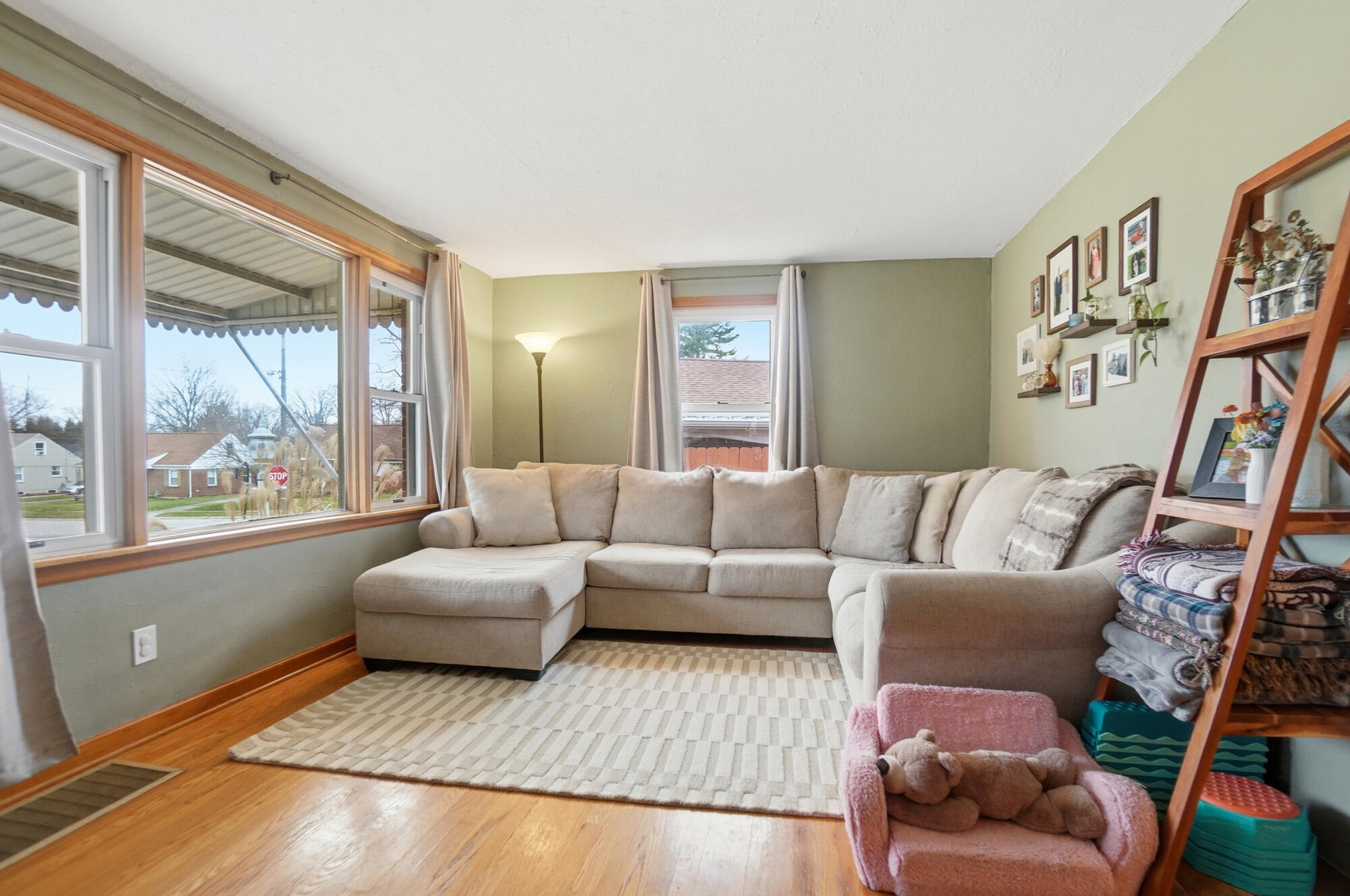 1512 Amherst Road, Springfield, Ohio 45504