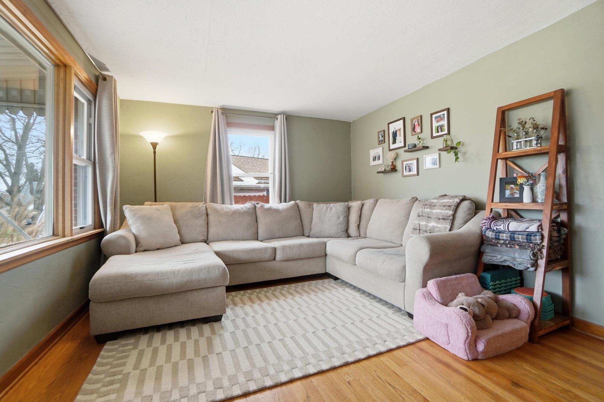 1512 Amherst Road, Springfield, Ohio 45504