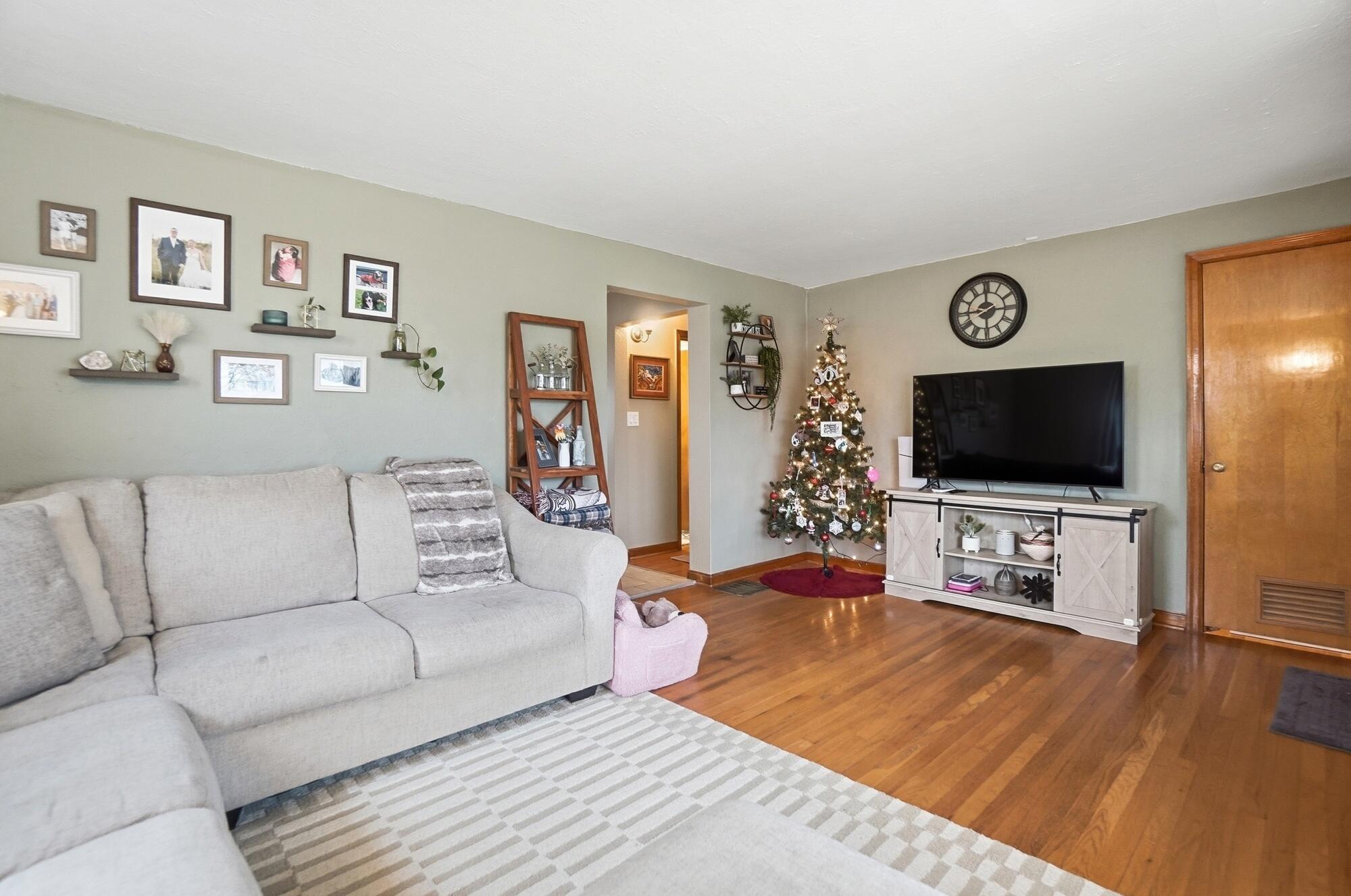 1512 Amherst Road, Springfield, Ohio 45504