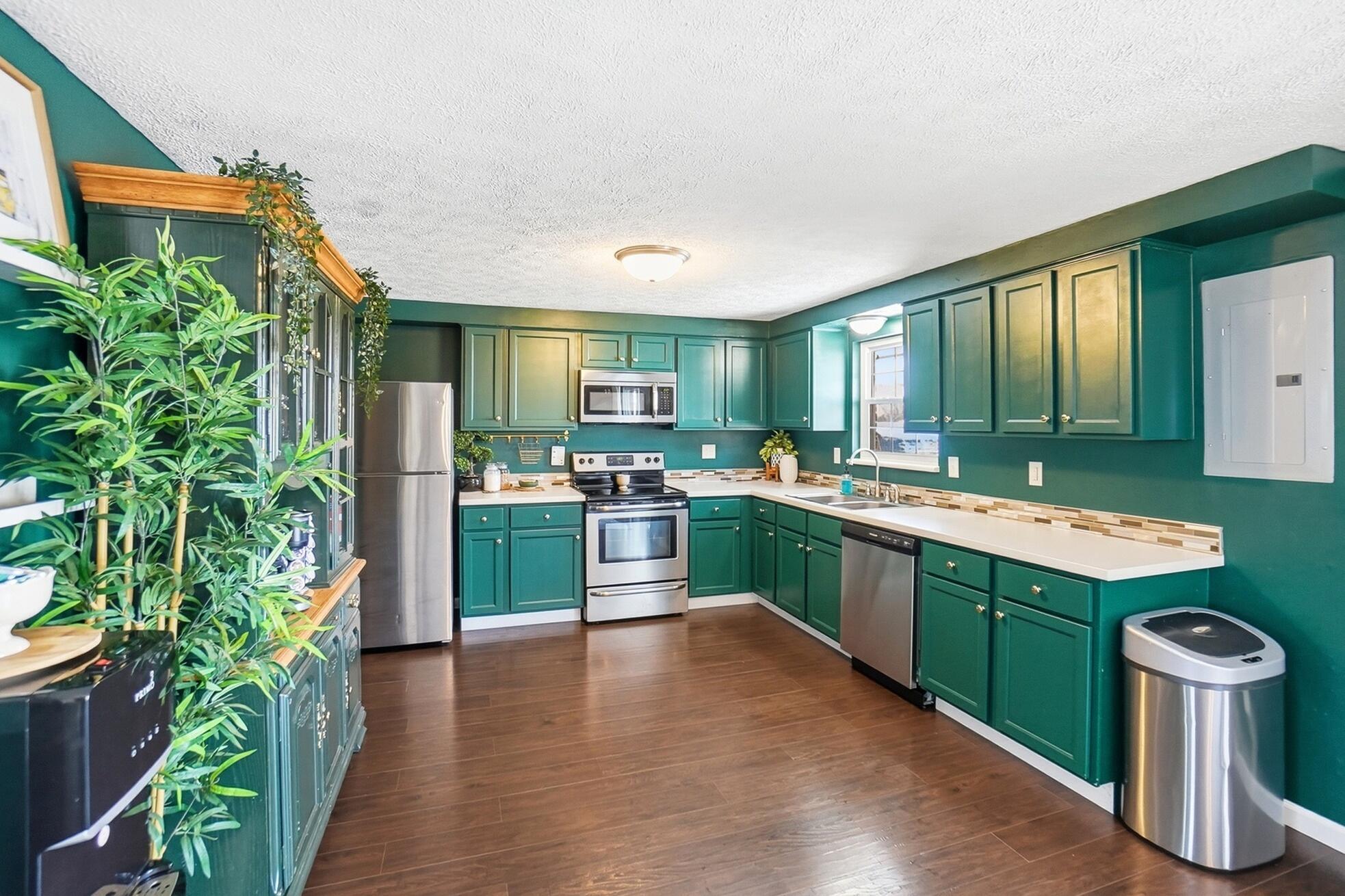 6033 Leycross Drive, Dayton, Ohio 45424