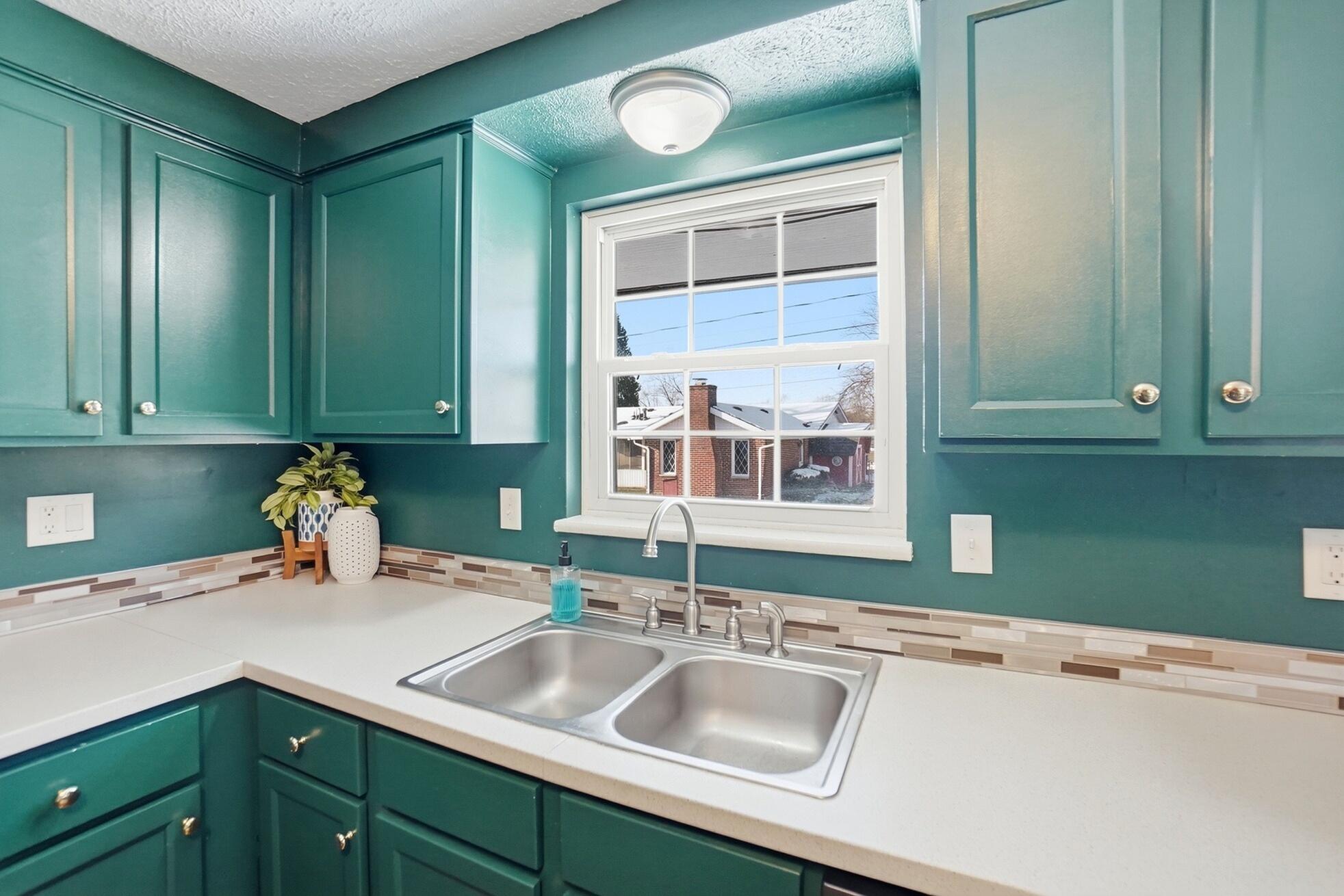 6033 Leycross Drive, Dayton, Ohio 45424